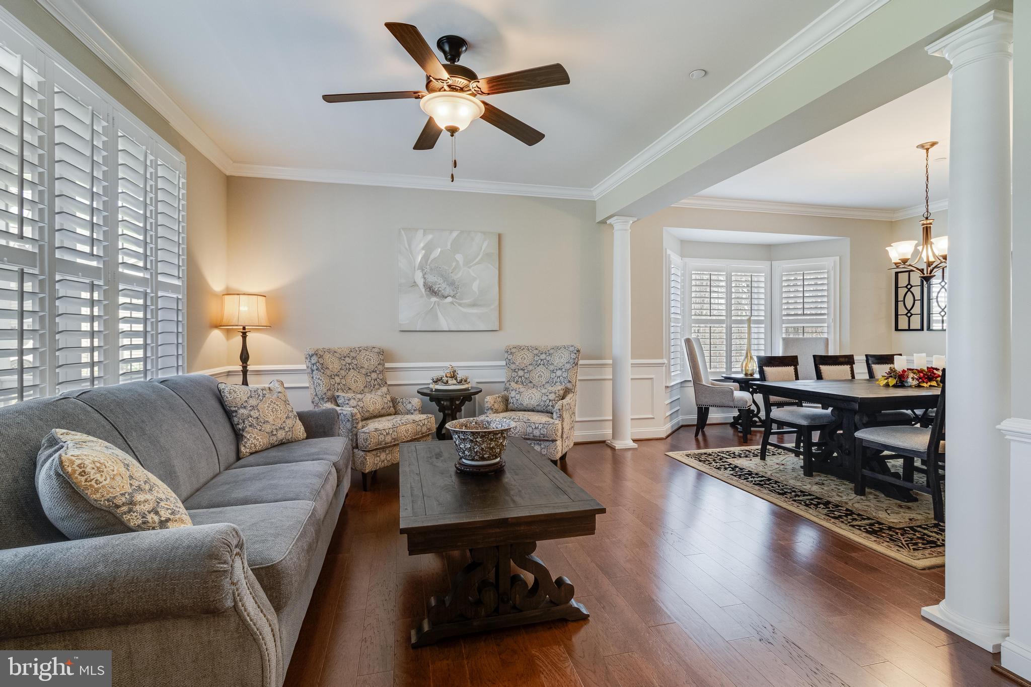 AUTUMN WOODS - Residential