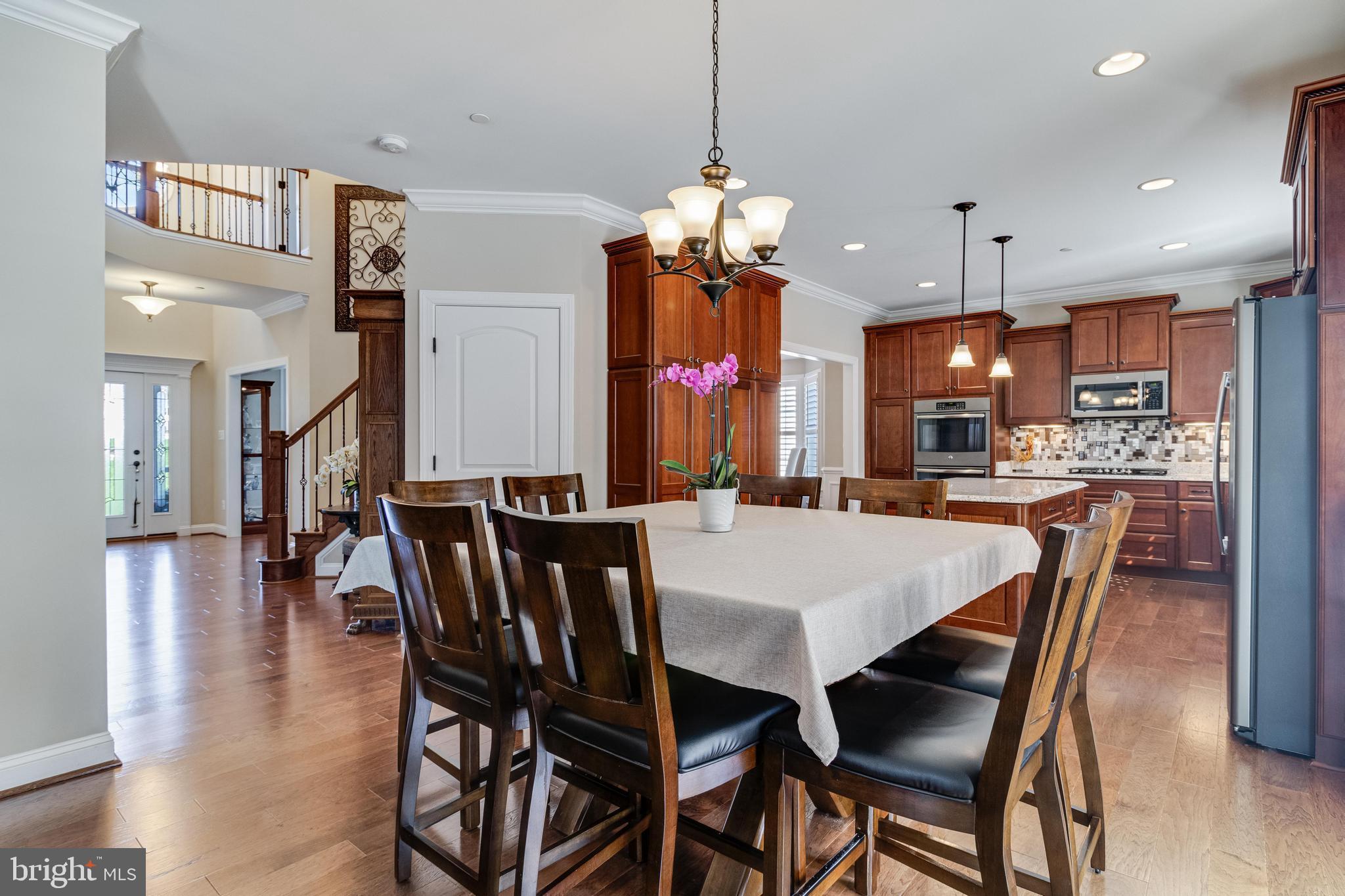 AUTUMN WOODS - Residential