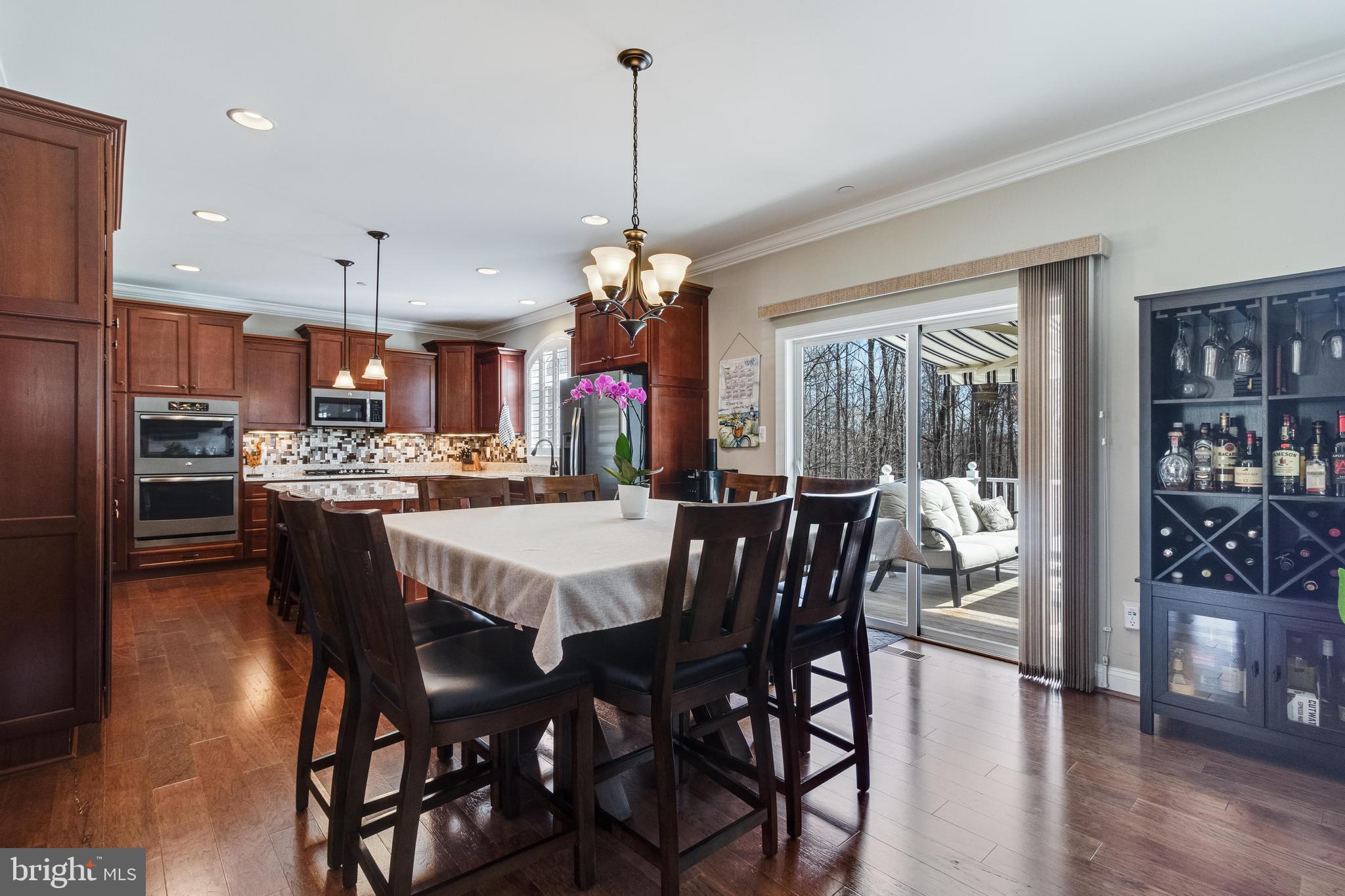 AUTUMN WOODS - Residential