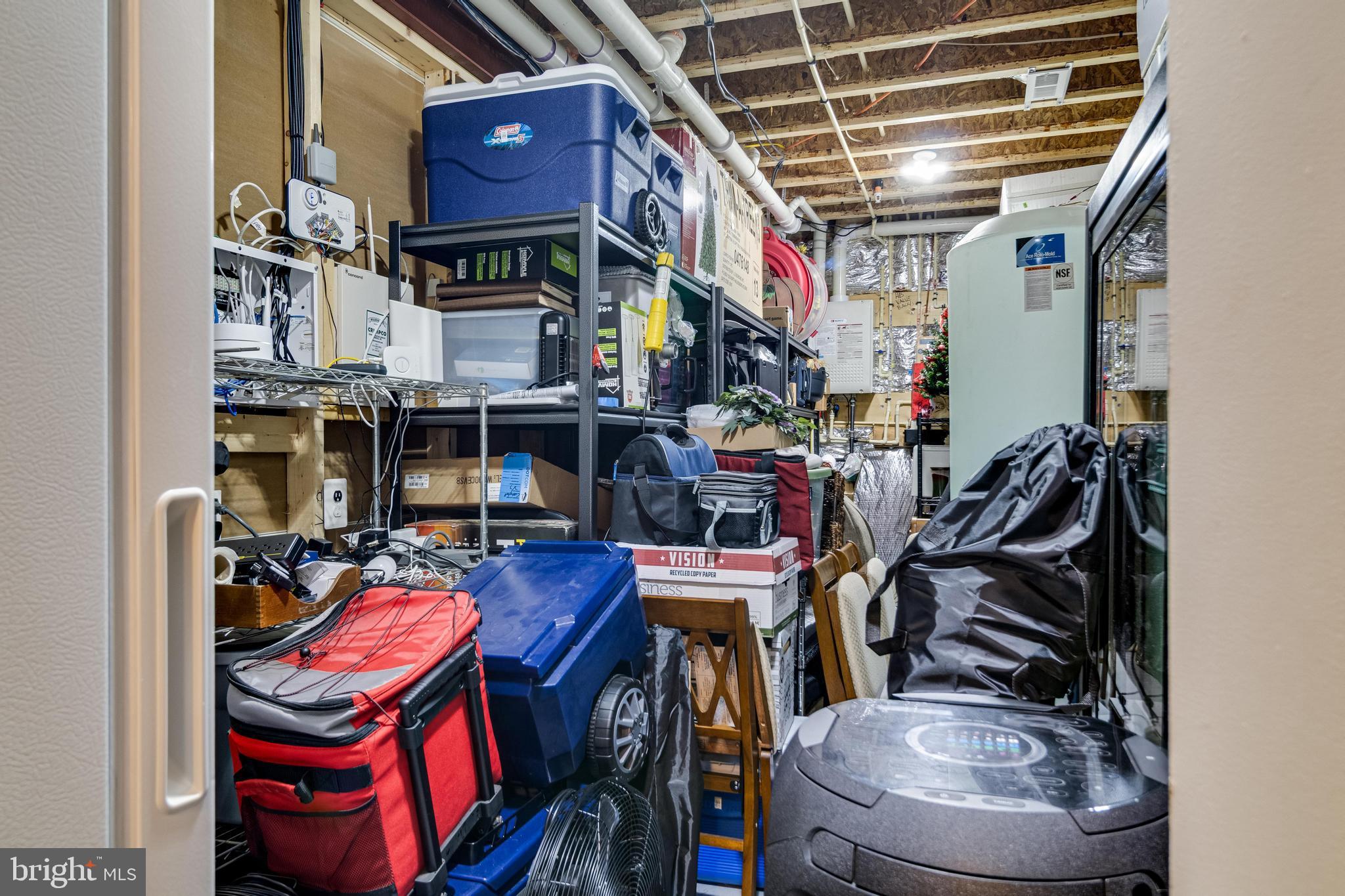 AUTUMN WOODS - Residential