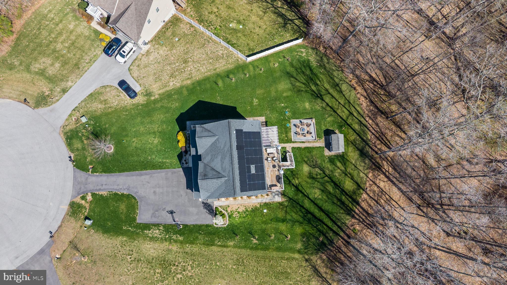 AUTUMN WOODS - Residential