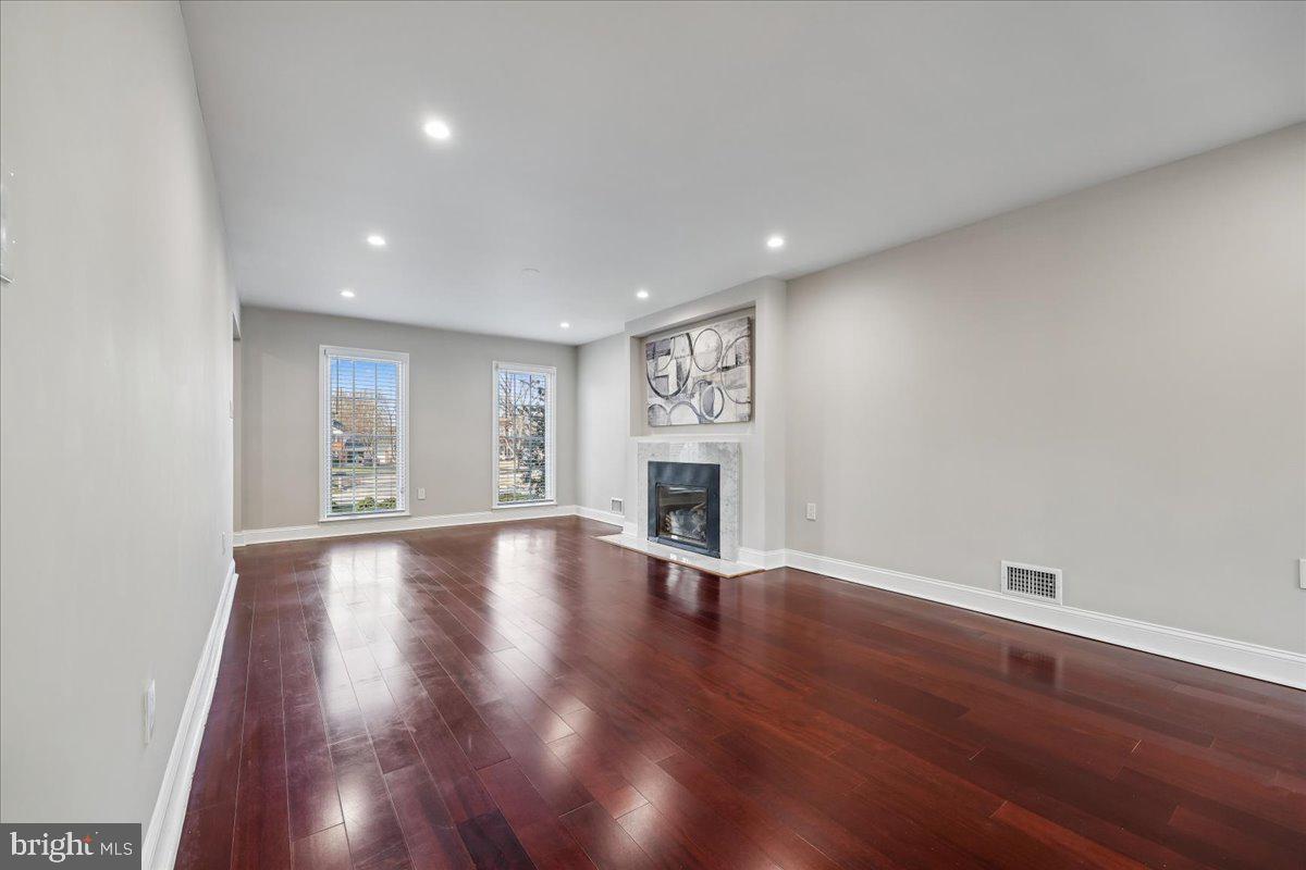 HORIZON HILL - Residential