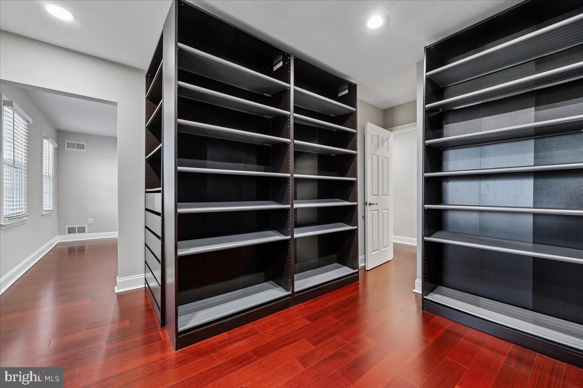 HORIZON HILL - Residential