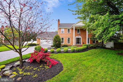 6 CRESTVIEW COURT POTOMAC MD 20854