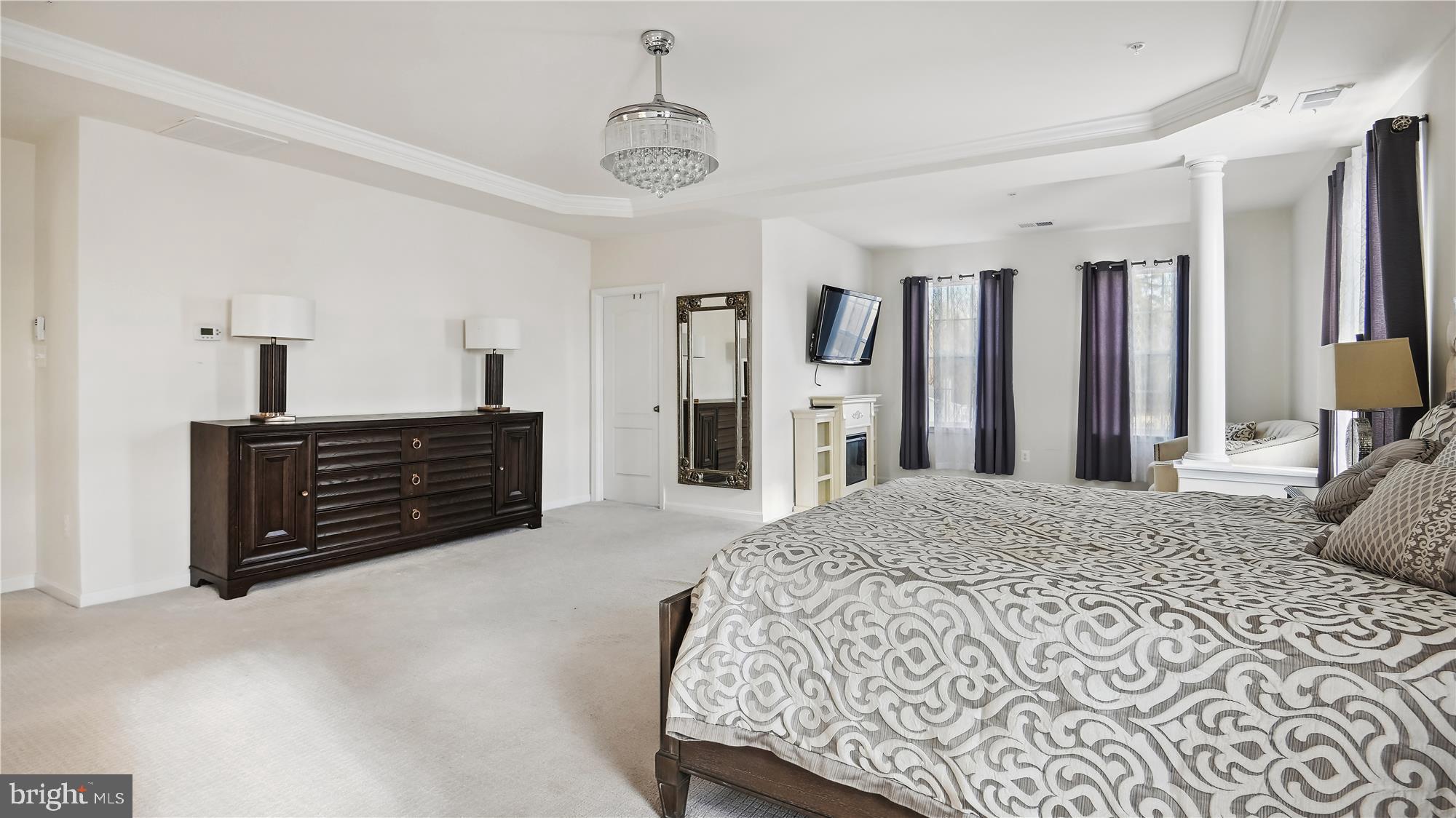 WASHINGTON OVERLOOK - Residential