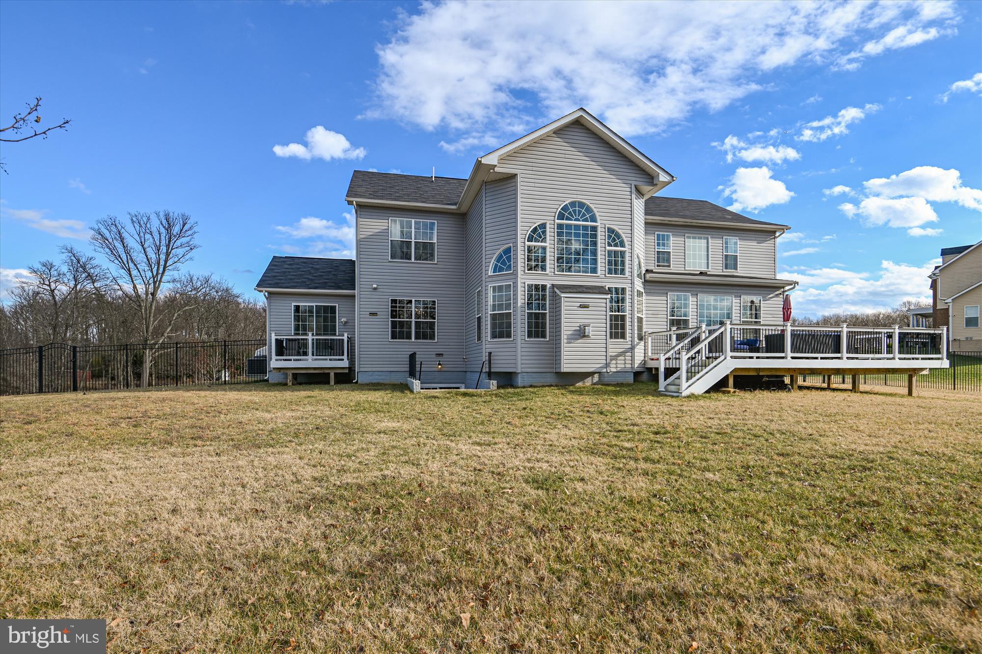 WASHINGTON OVERLOOK - Residential