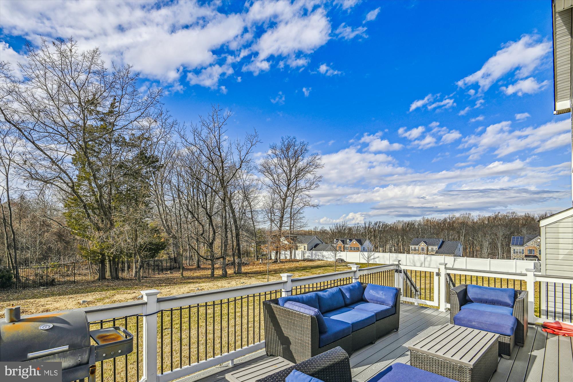 WASHINGTON OVERLOOK - Residential