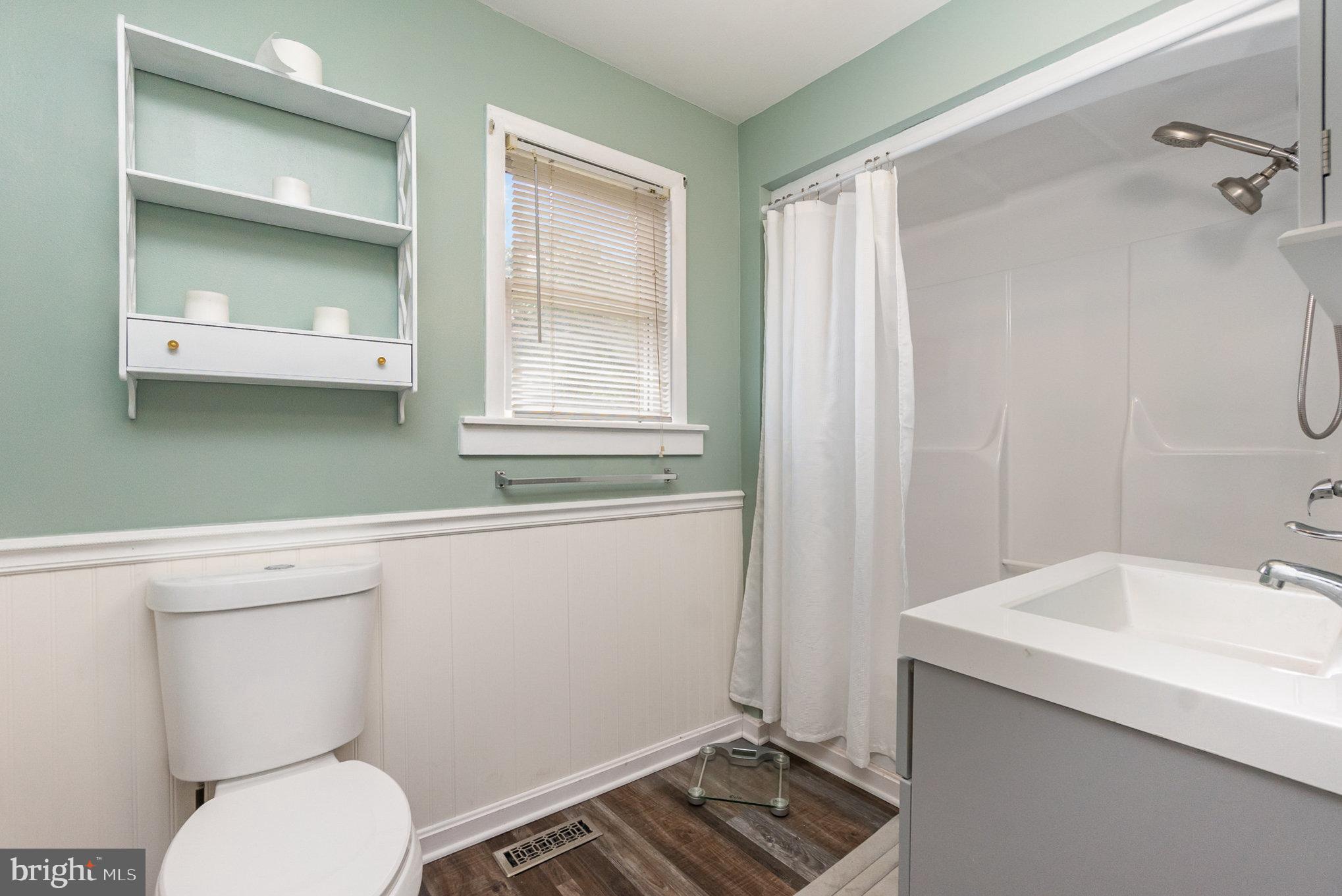 ROSEDALE - Residential