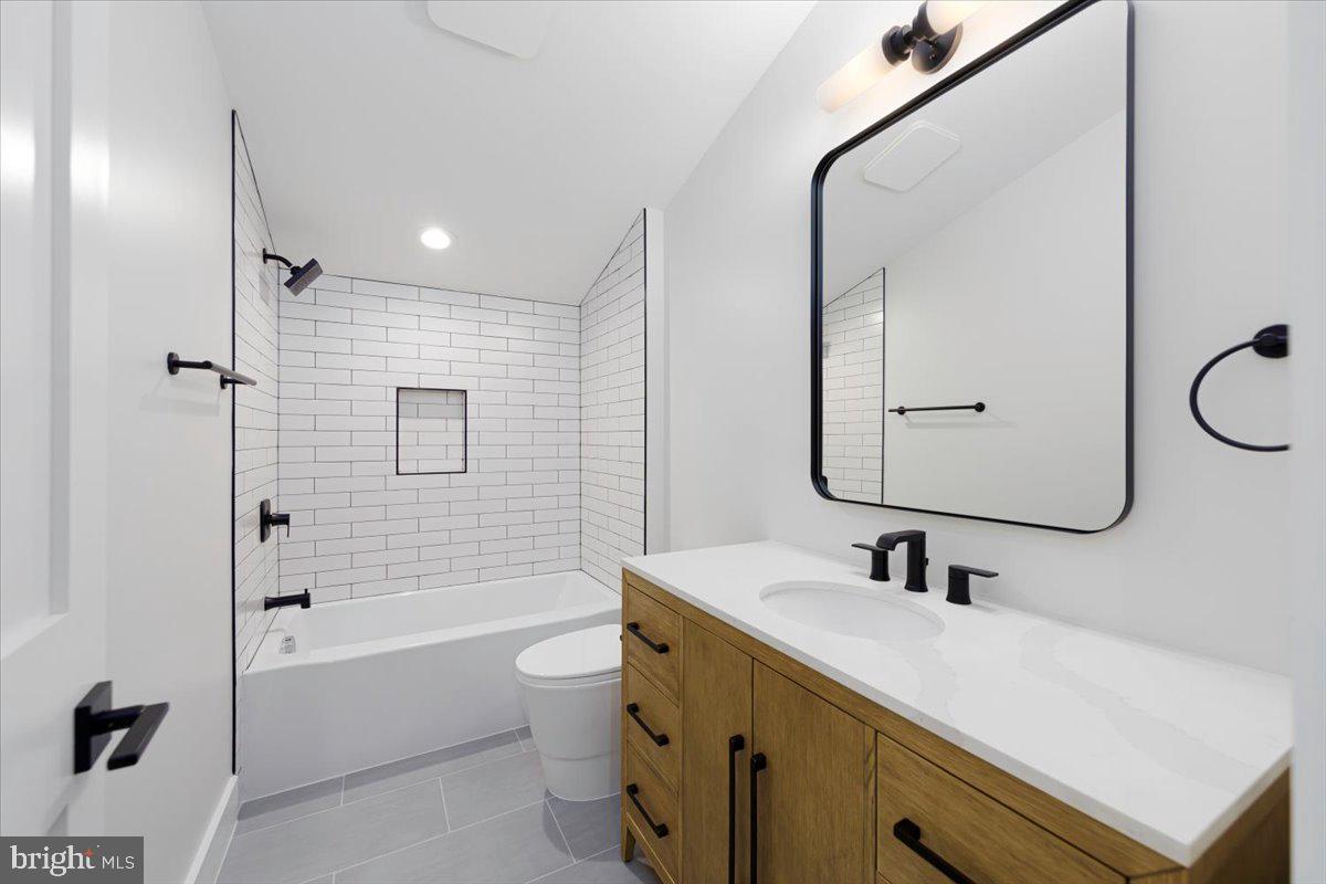 WAYCROFT - WOODLAWN - Residential