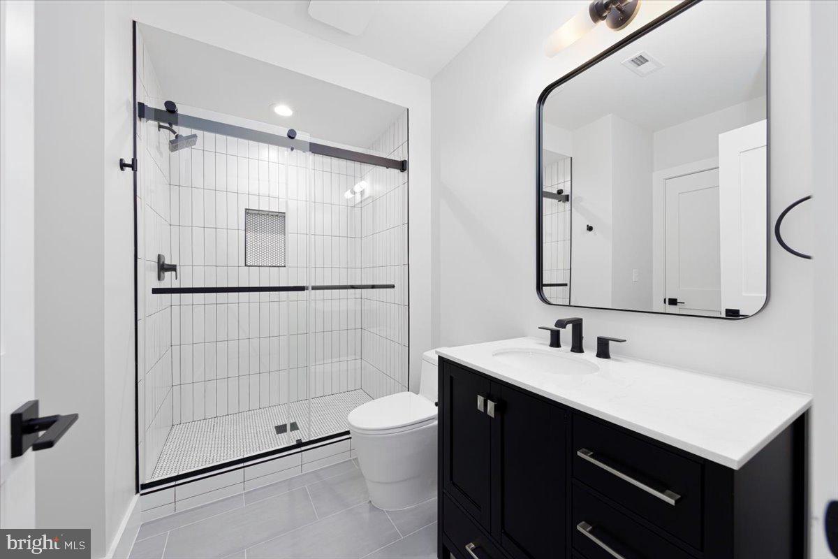 WAYCROFT - WOODLAWN - Residential