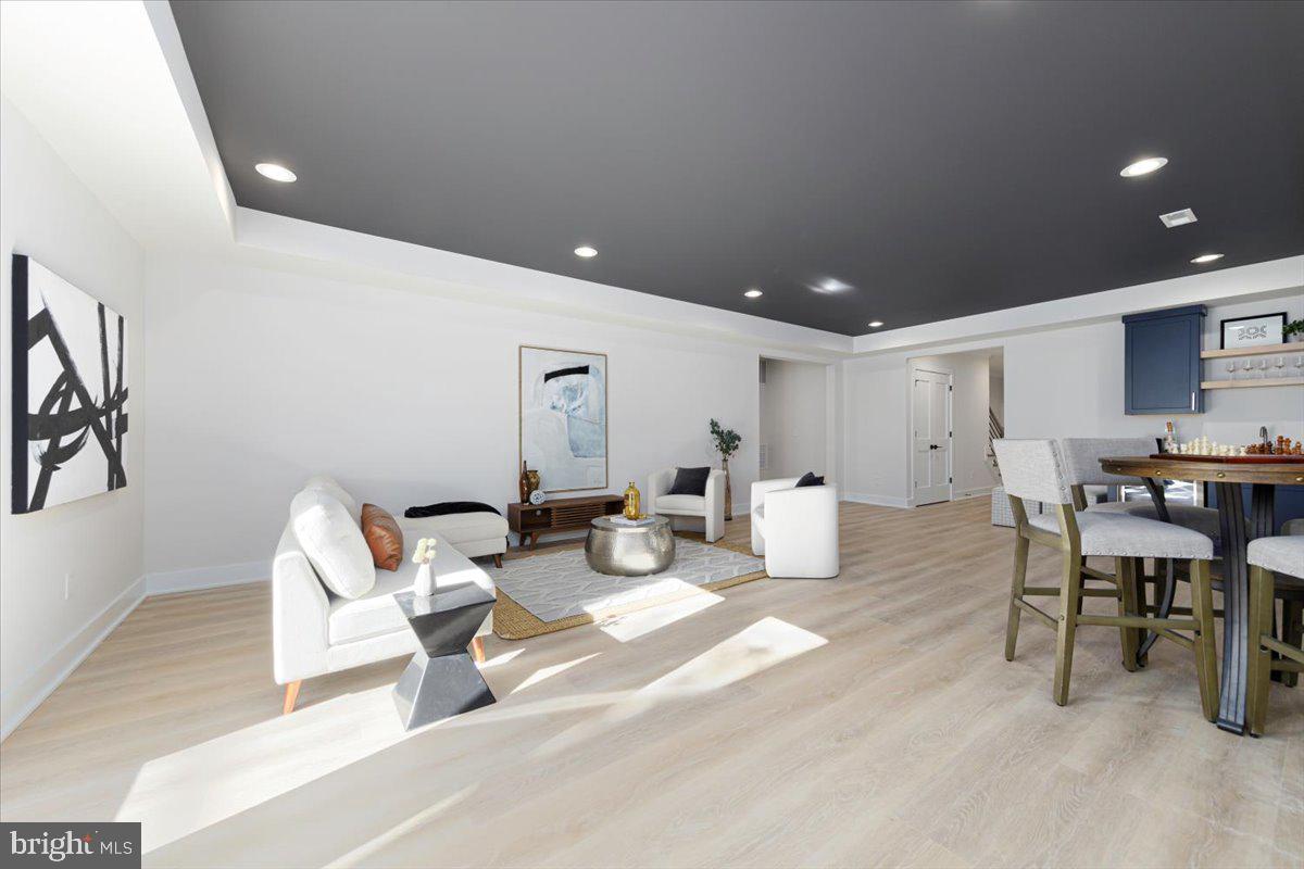 WAYCROFT - WOODLAWN - Residential