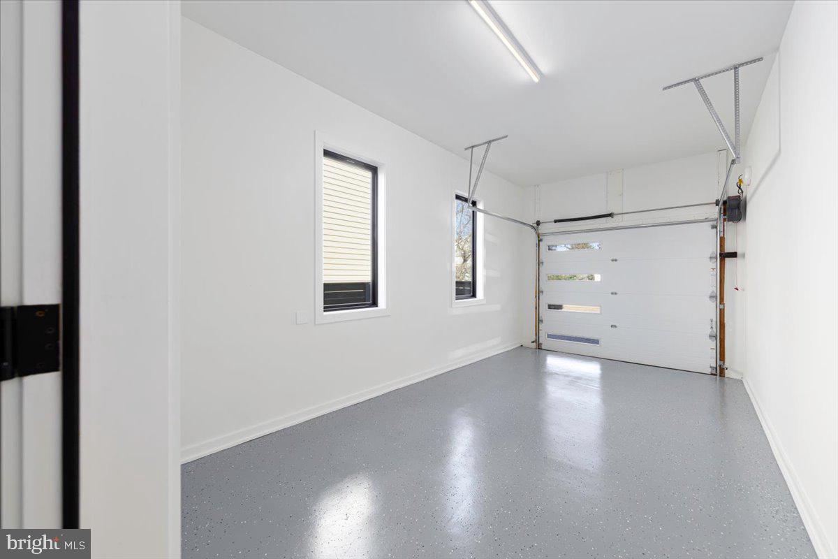 WAYCROFT - WOODLAWN - Residential