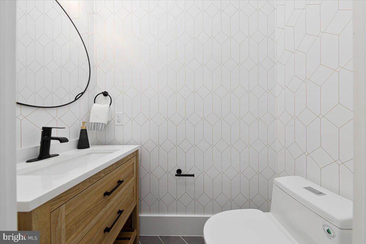 WAYCROFT - WOODLAWN - Residential