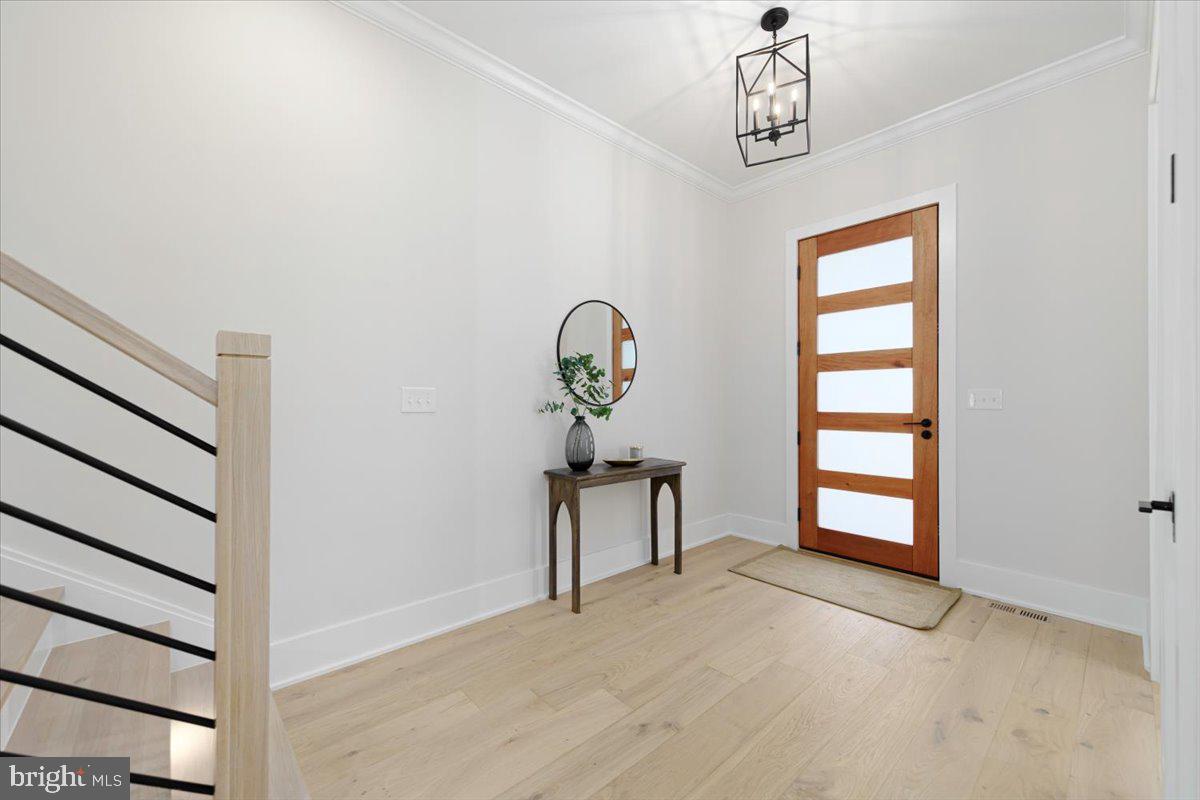 WAYCROFT - WOODLAWN - Residential