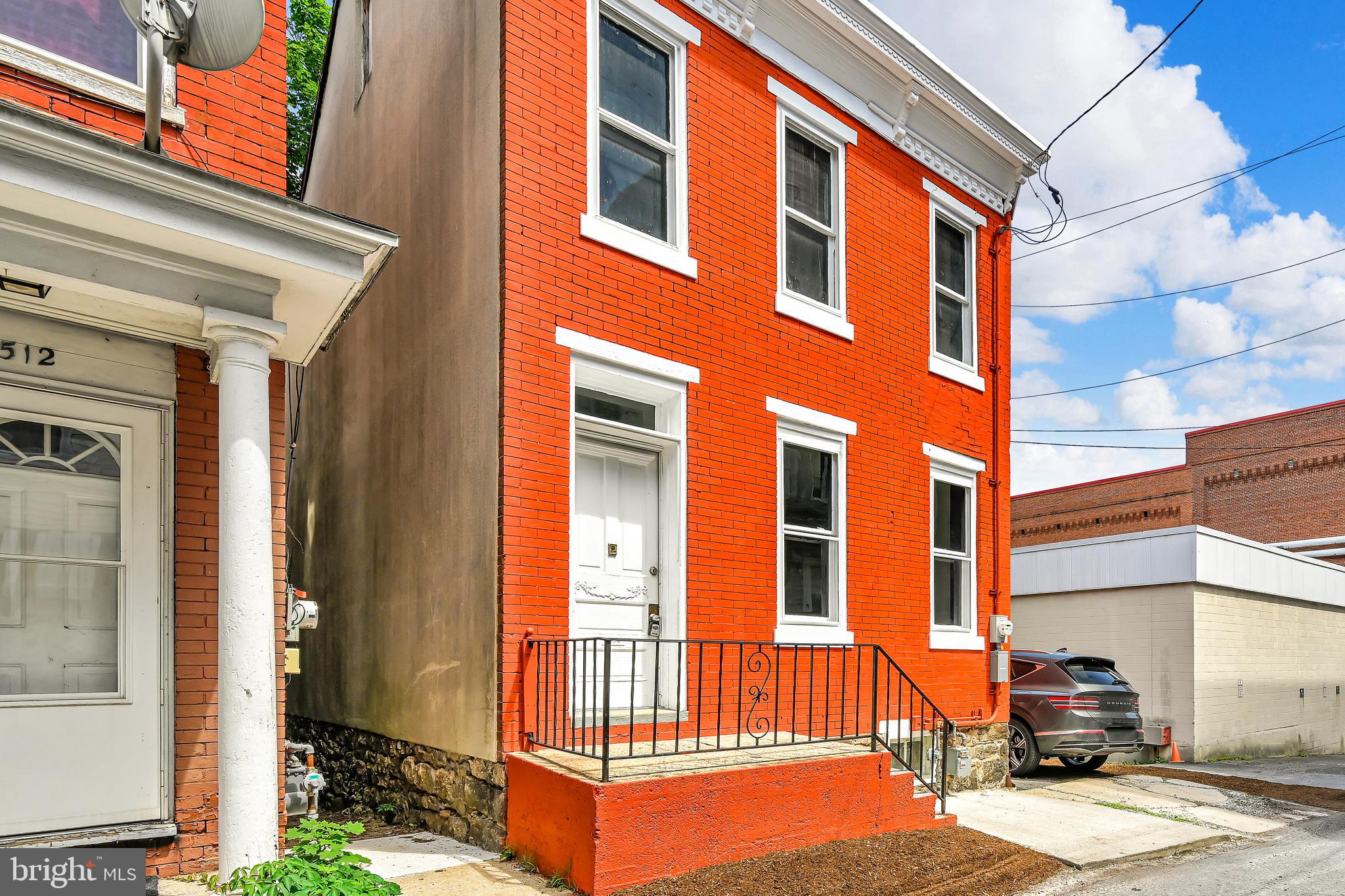 510 HOWARD AVENUE