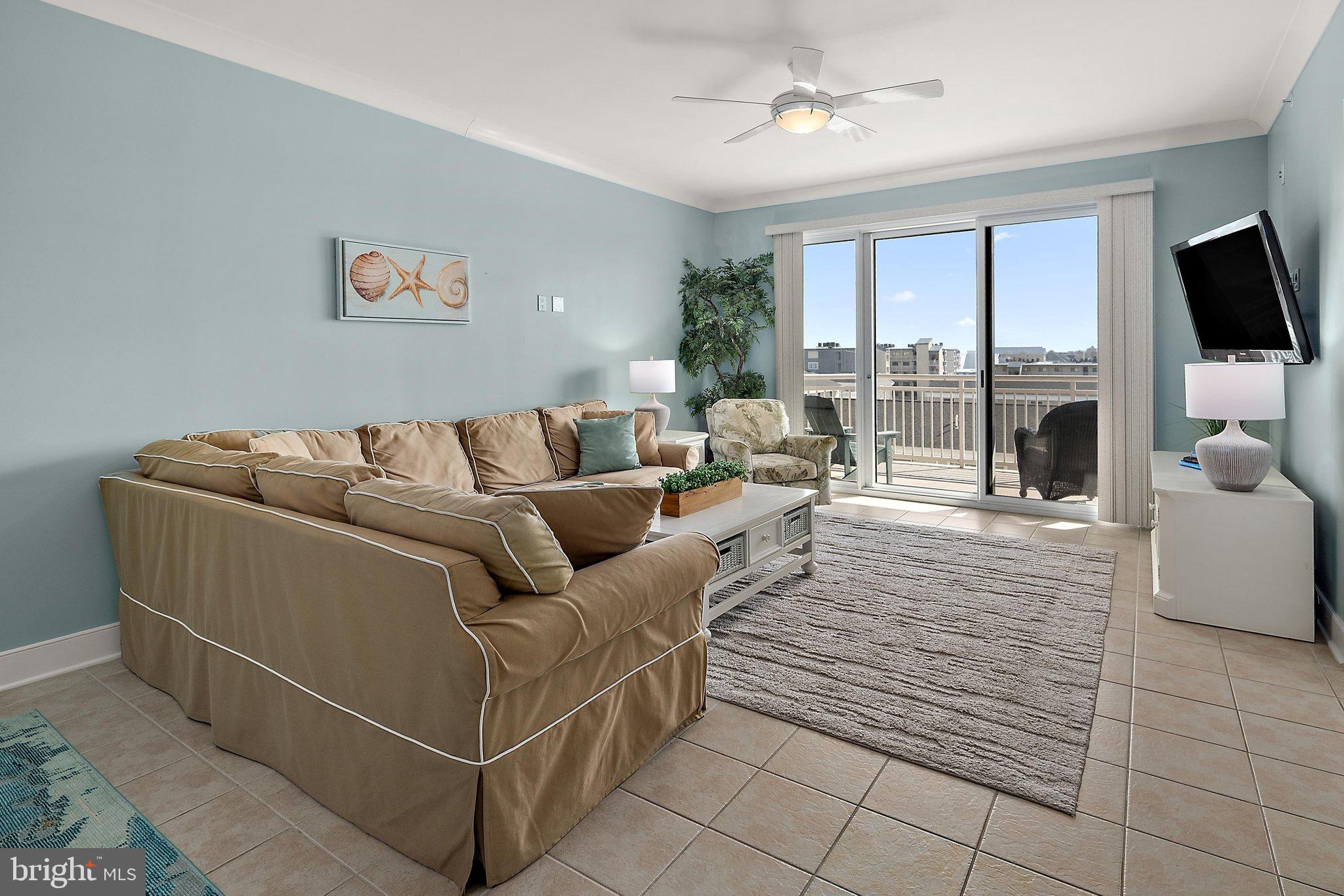 2 48TH STREET 402