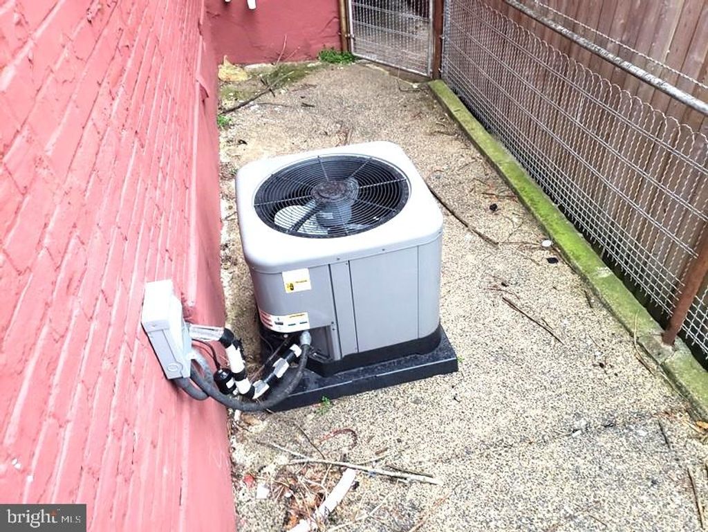 Photo of 551 W Vine Street, Lancaster, PA 17603 (MLS # PALA2047830)