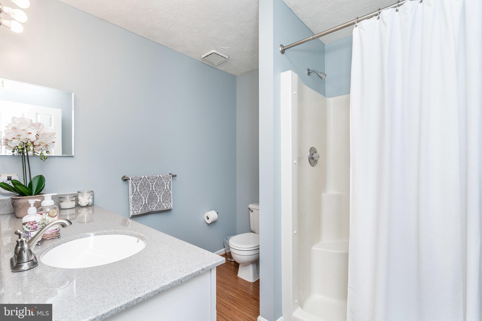 HOWARD MANOR - Residential