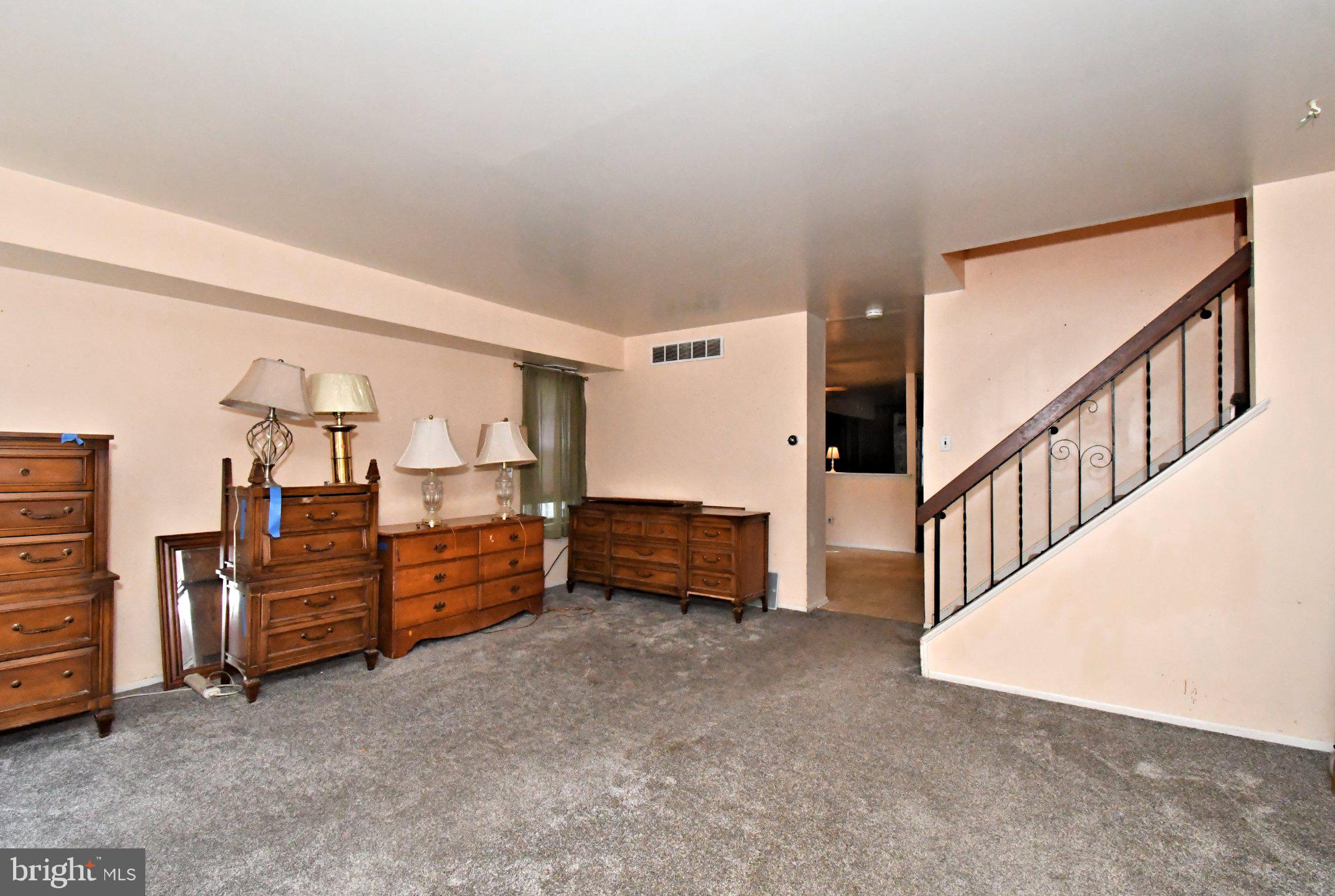 5066 SAYER COURT