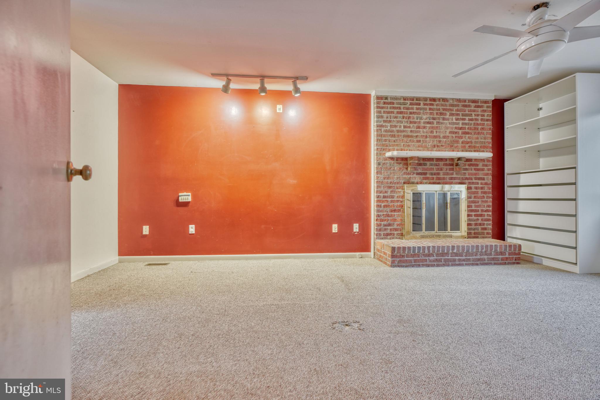 REISTERSTOWN - Residential