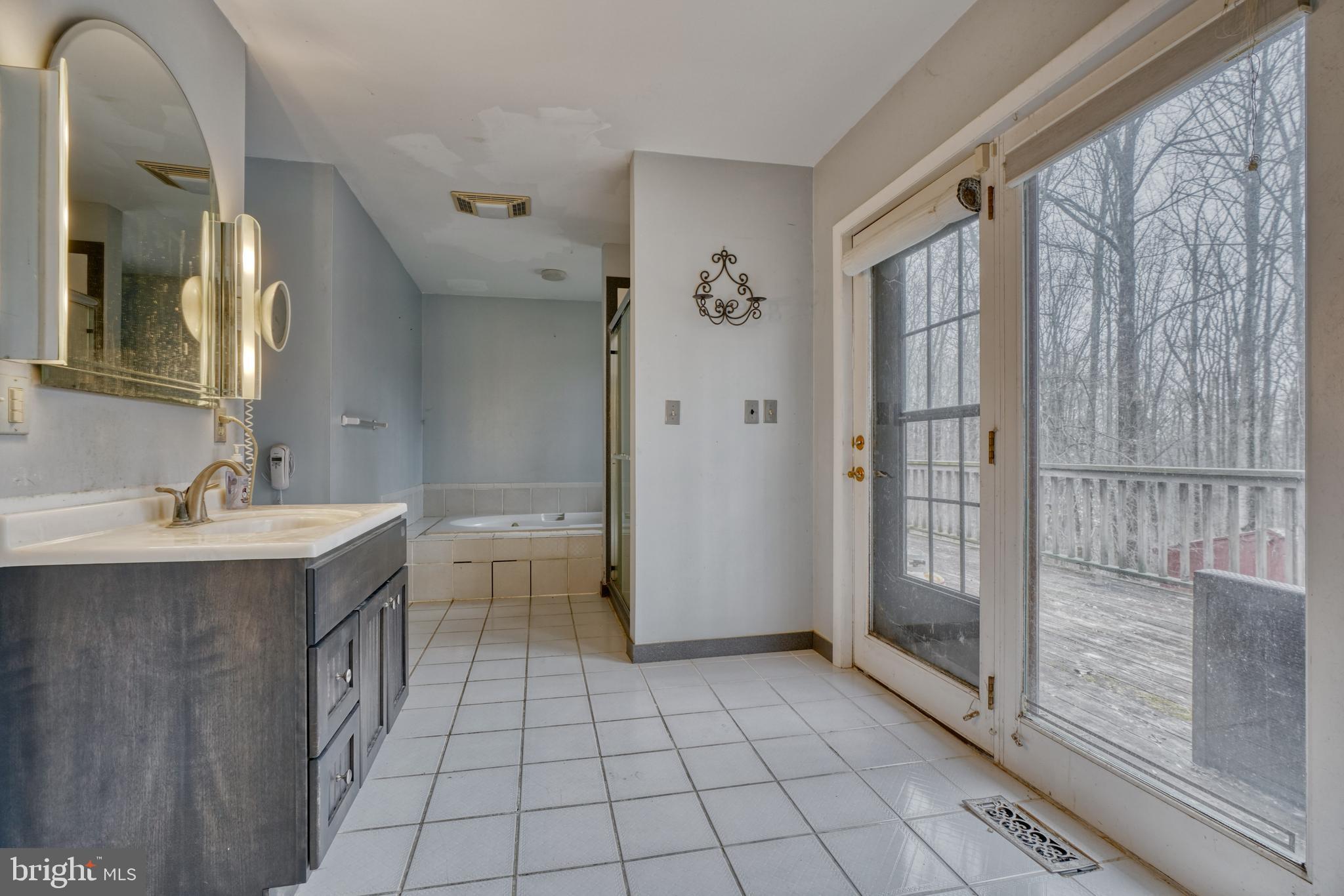 REISTERSTOWN - Residential