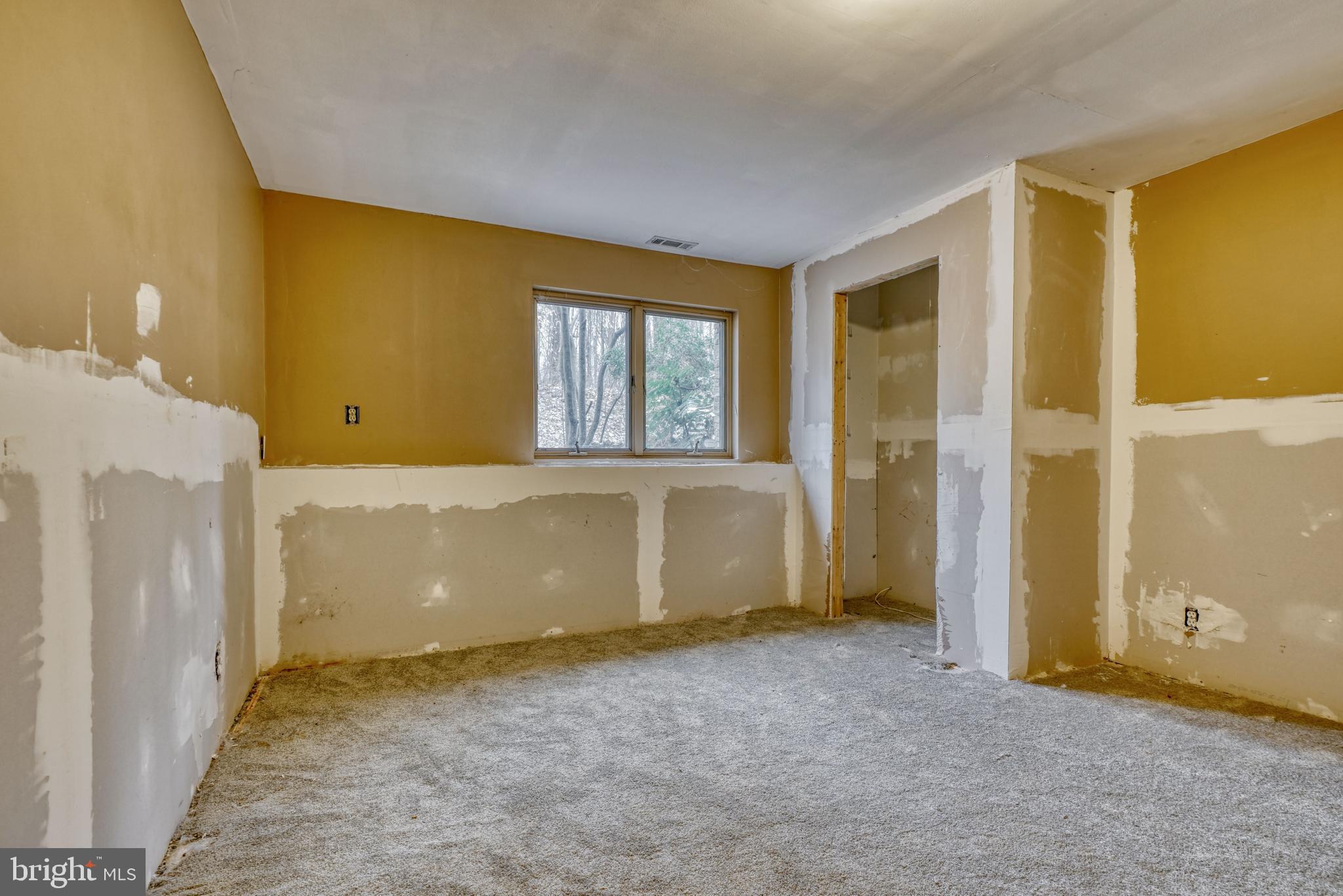 REISTERSTOWN - Residential