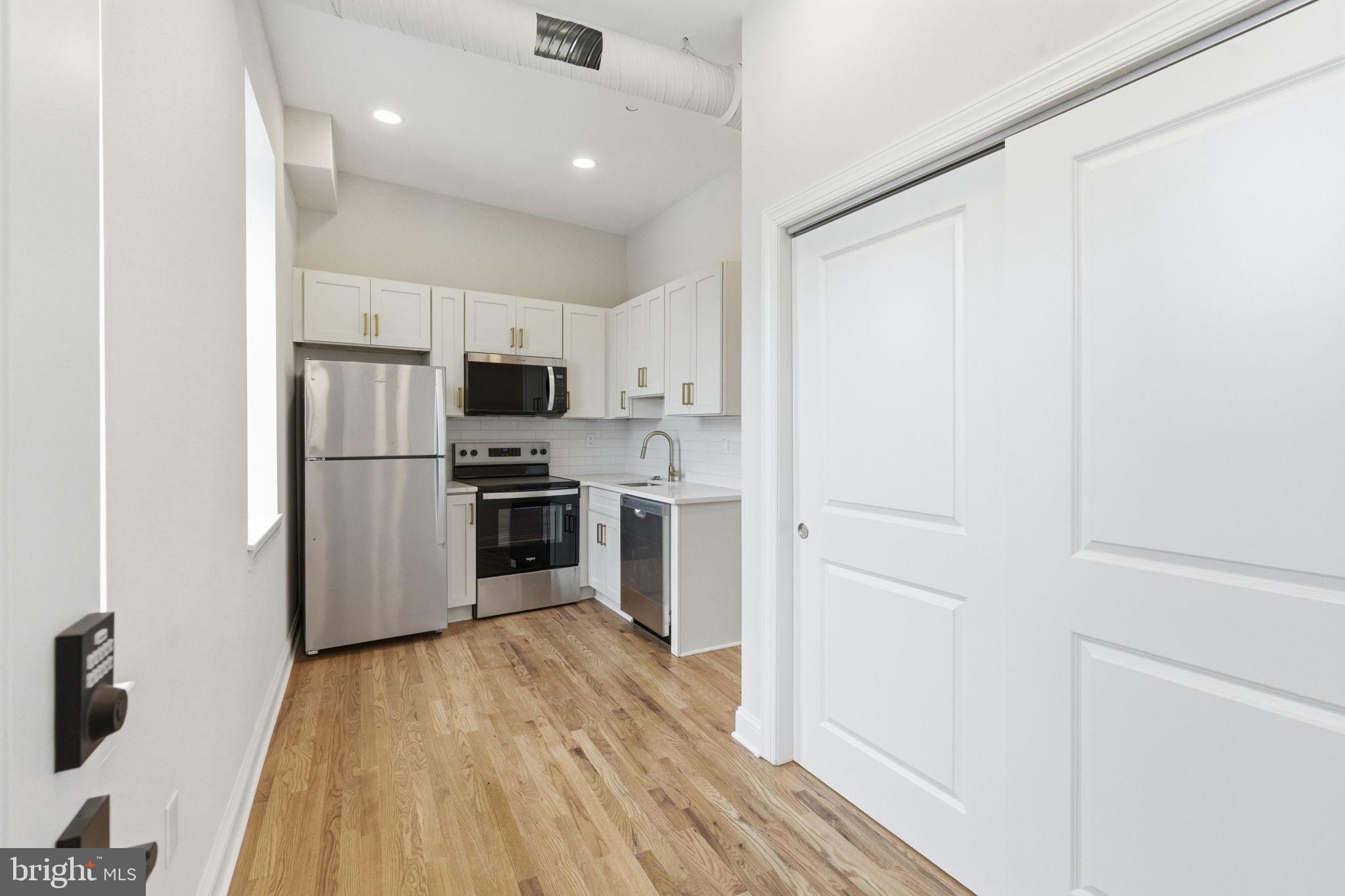 337 S FREMONT AVENUE