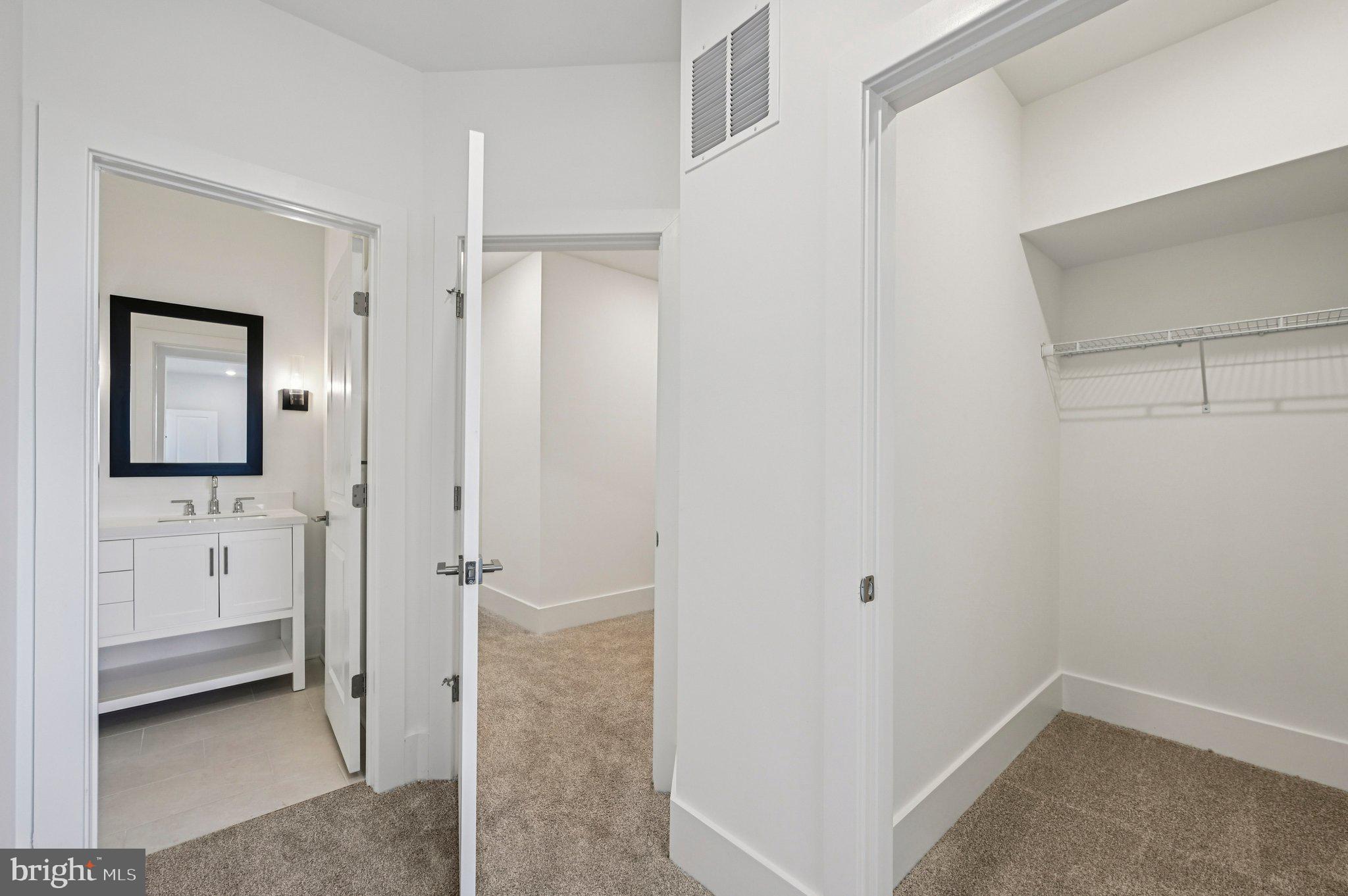 LOCKE LANDING - Residential Lease