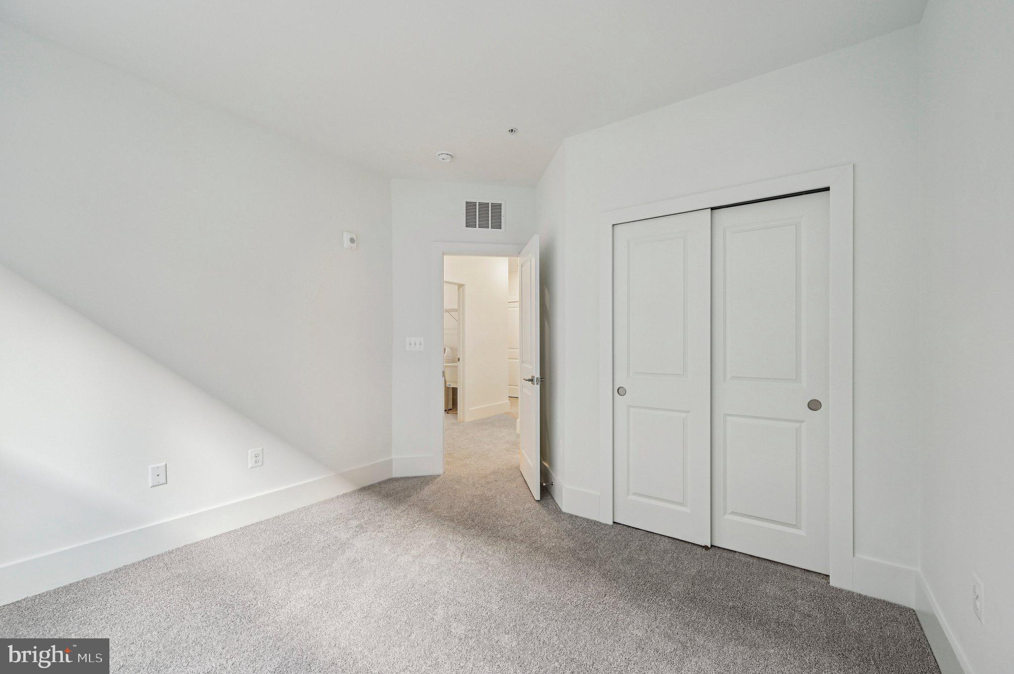 LOCKE LANDING - Residential Lease