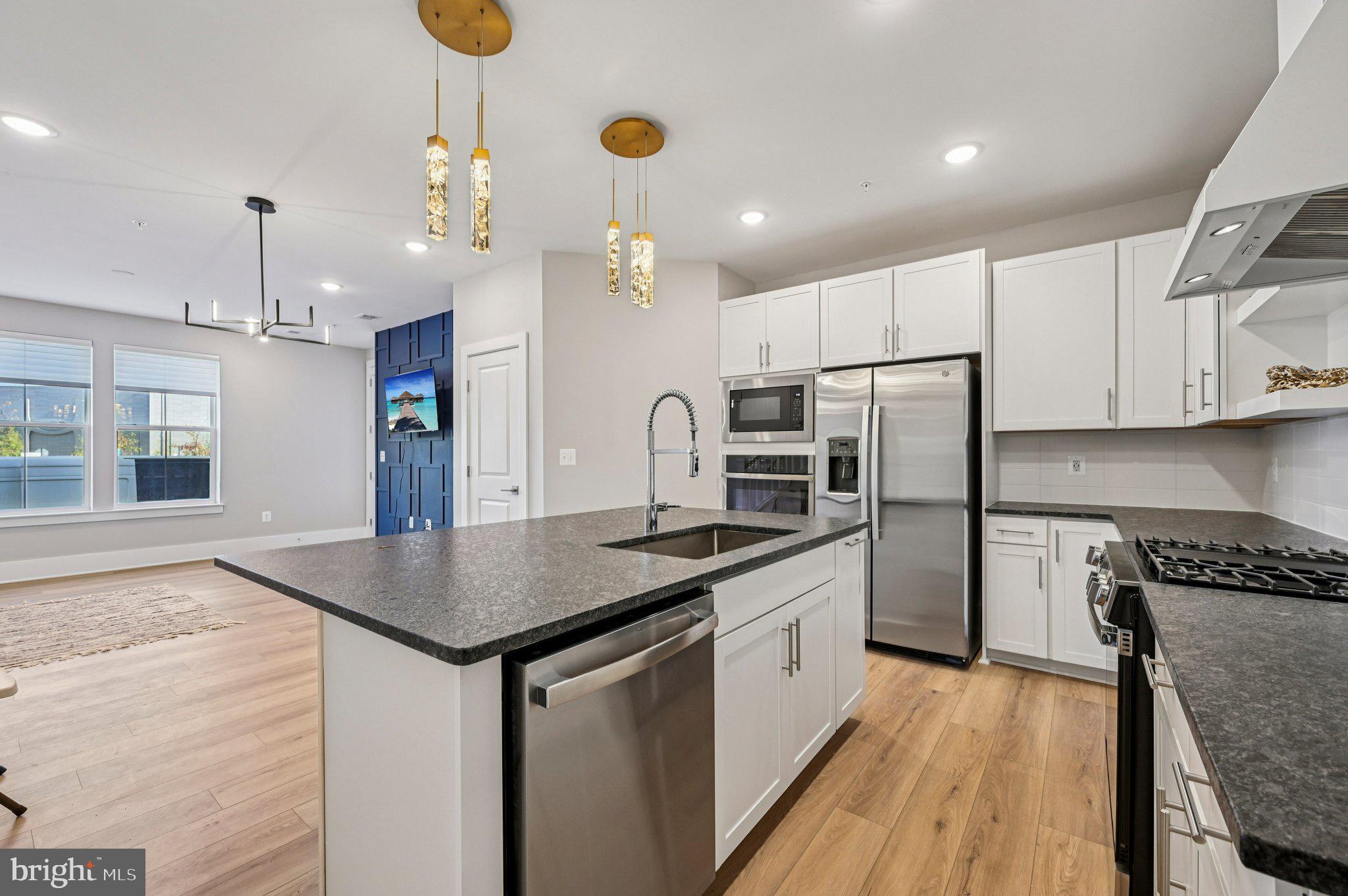 LOCKE LANDING - Residential Lease