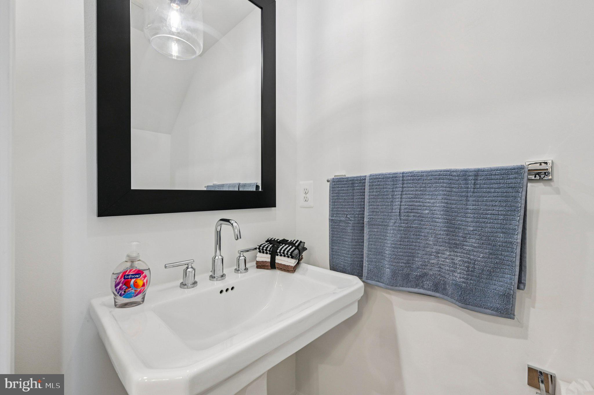 LOCKE LANDING - Residential Lease