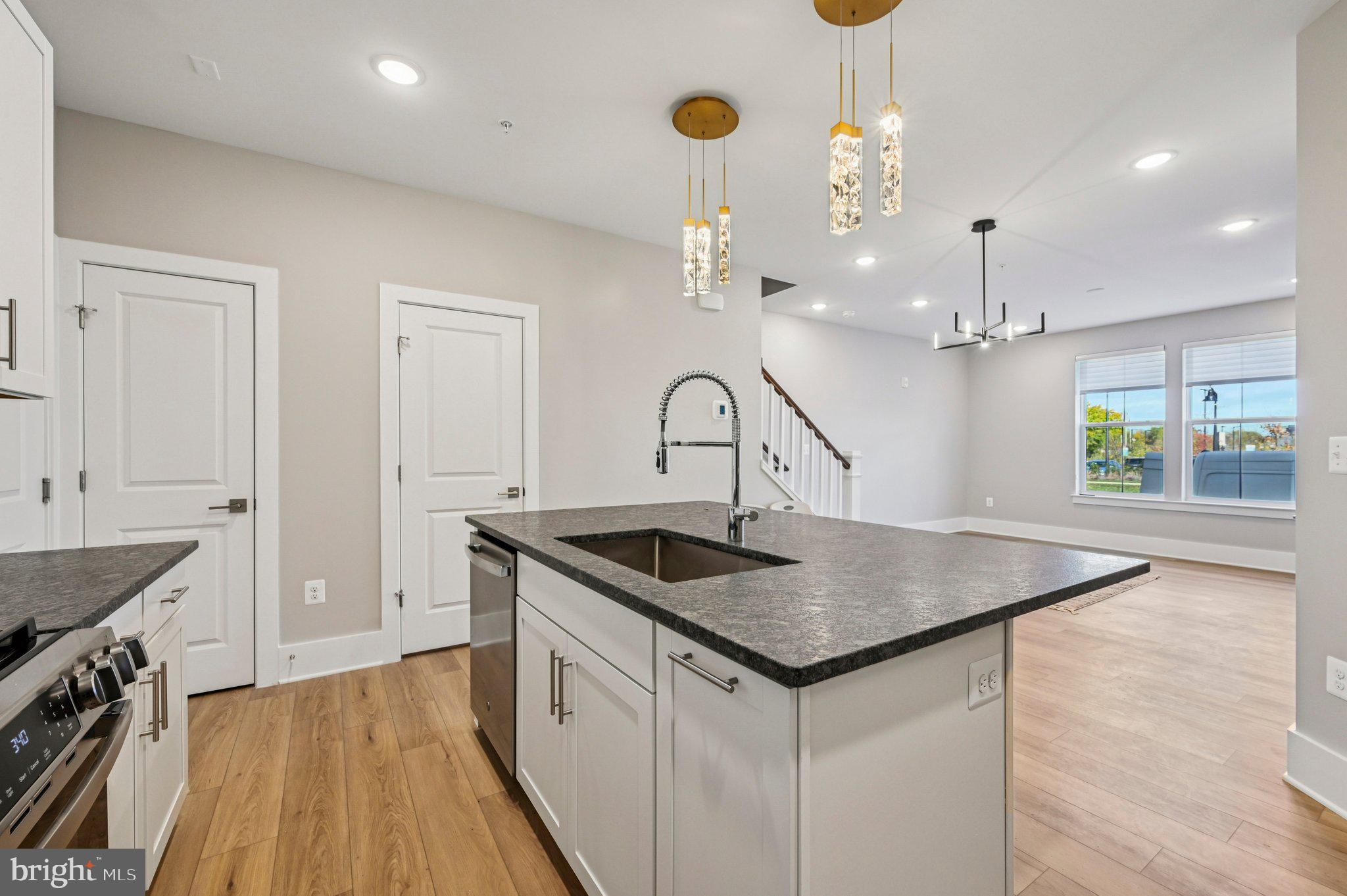 LOCKE LANDING - Residential Lease