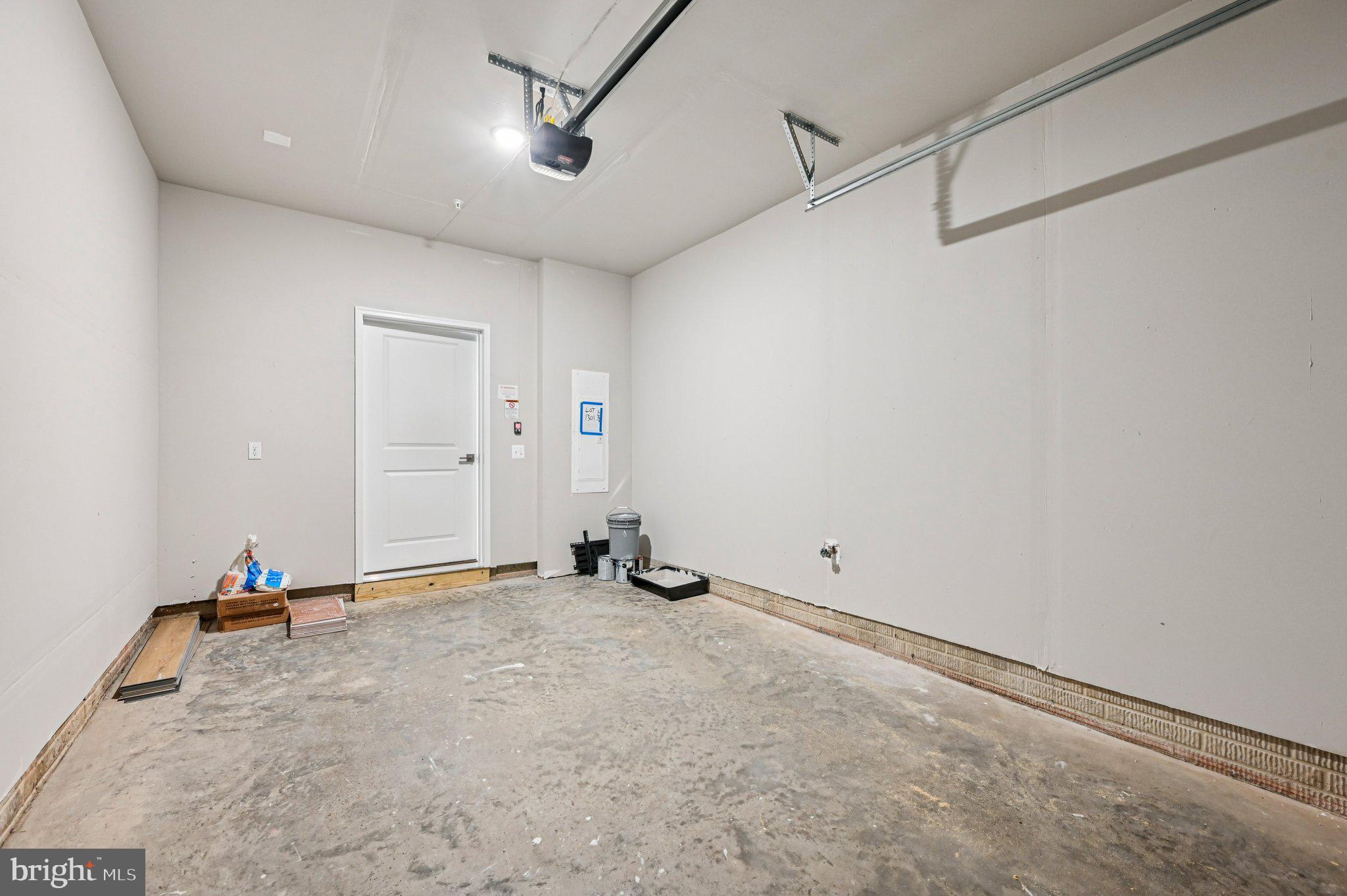 LOCKE LANDING - Residential Lease