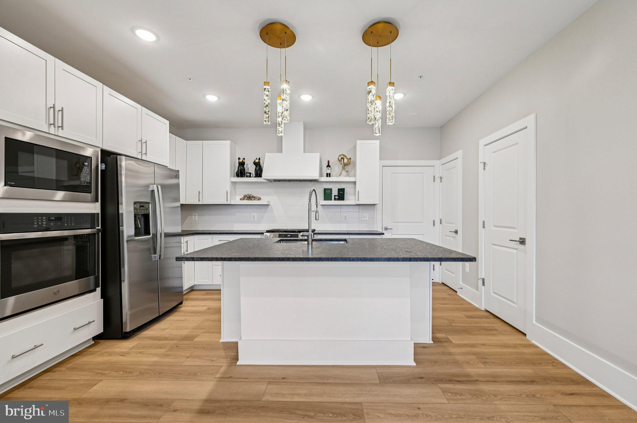 LOCKE LANDING - Residential Lease