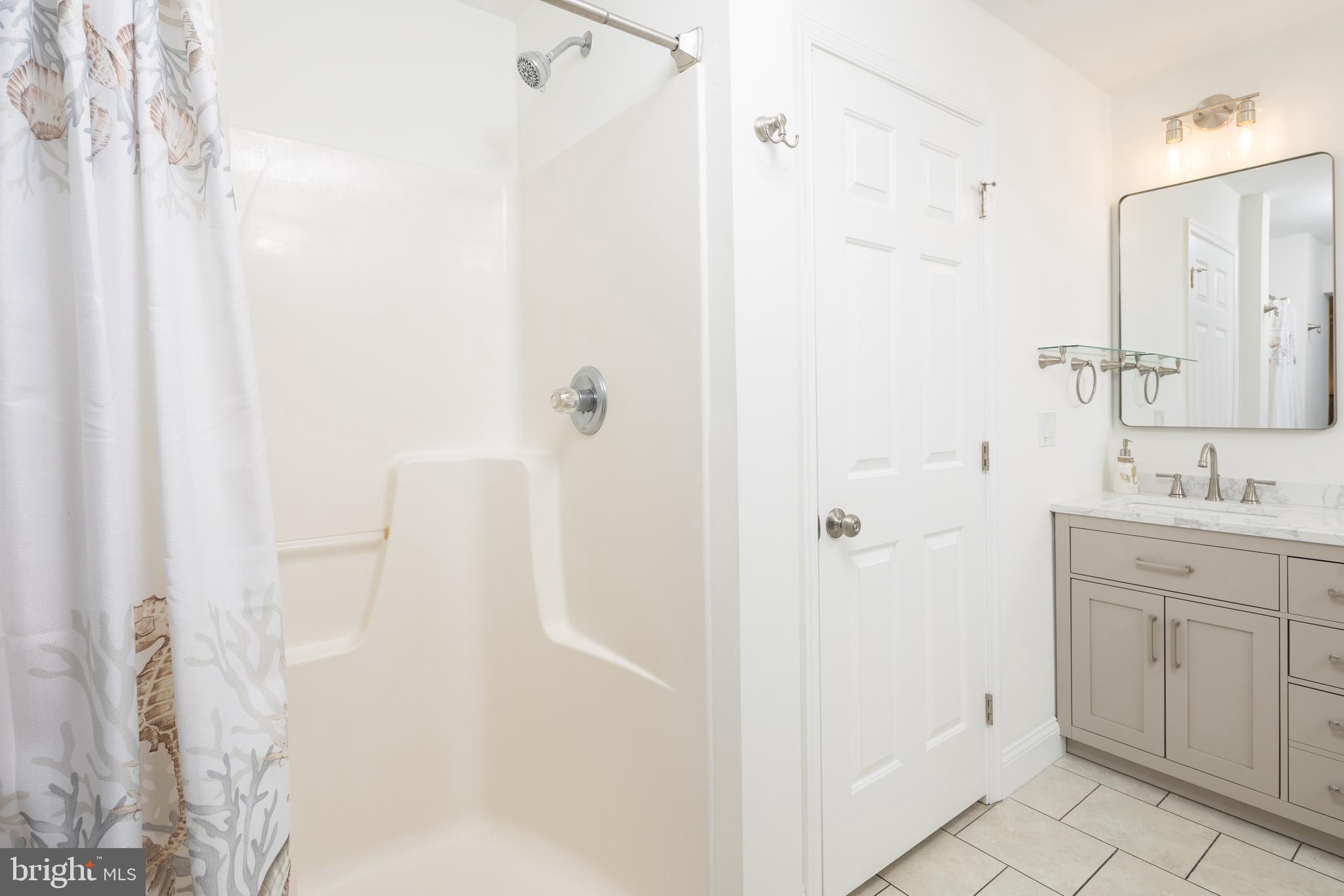 KENT ISLAND ESTATES - Residential