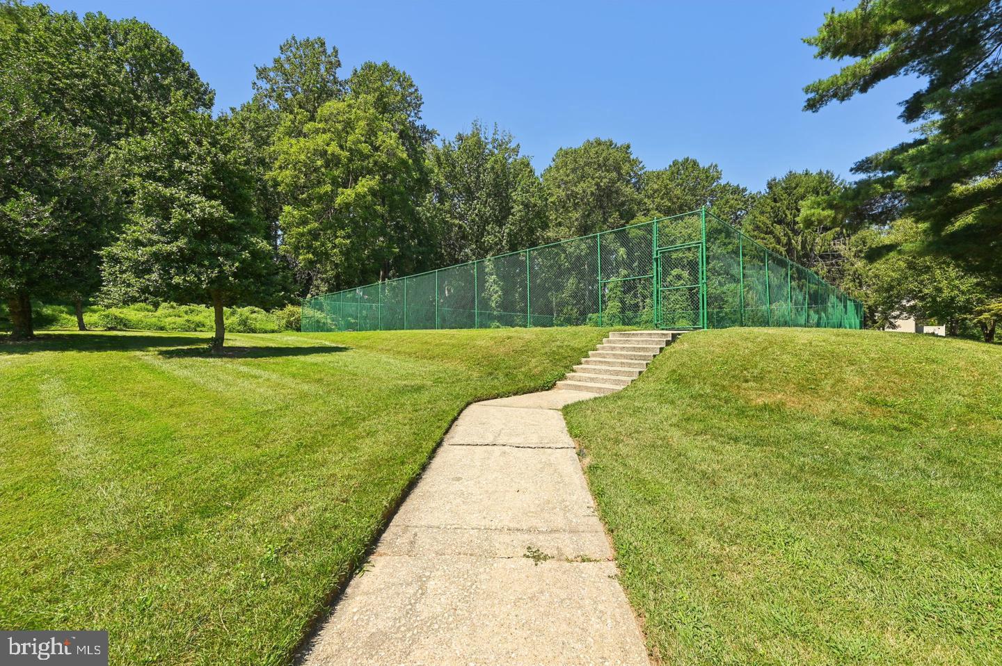 DONCASTER VILLAGE - Residential Lease