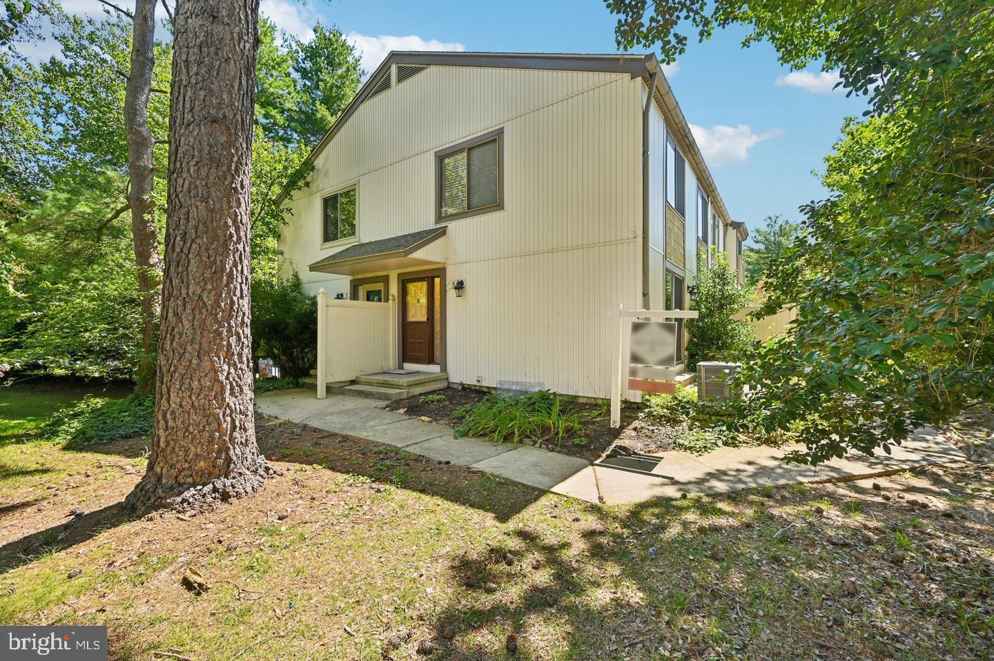 DONCASTER VILLAGE - Residential Lease