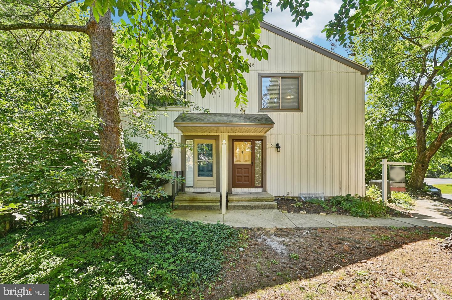 DONCASTER VILLAGE - Residential Lease