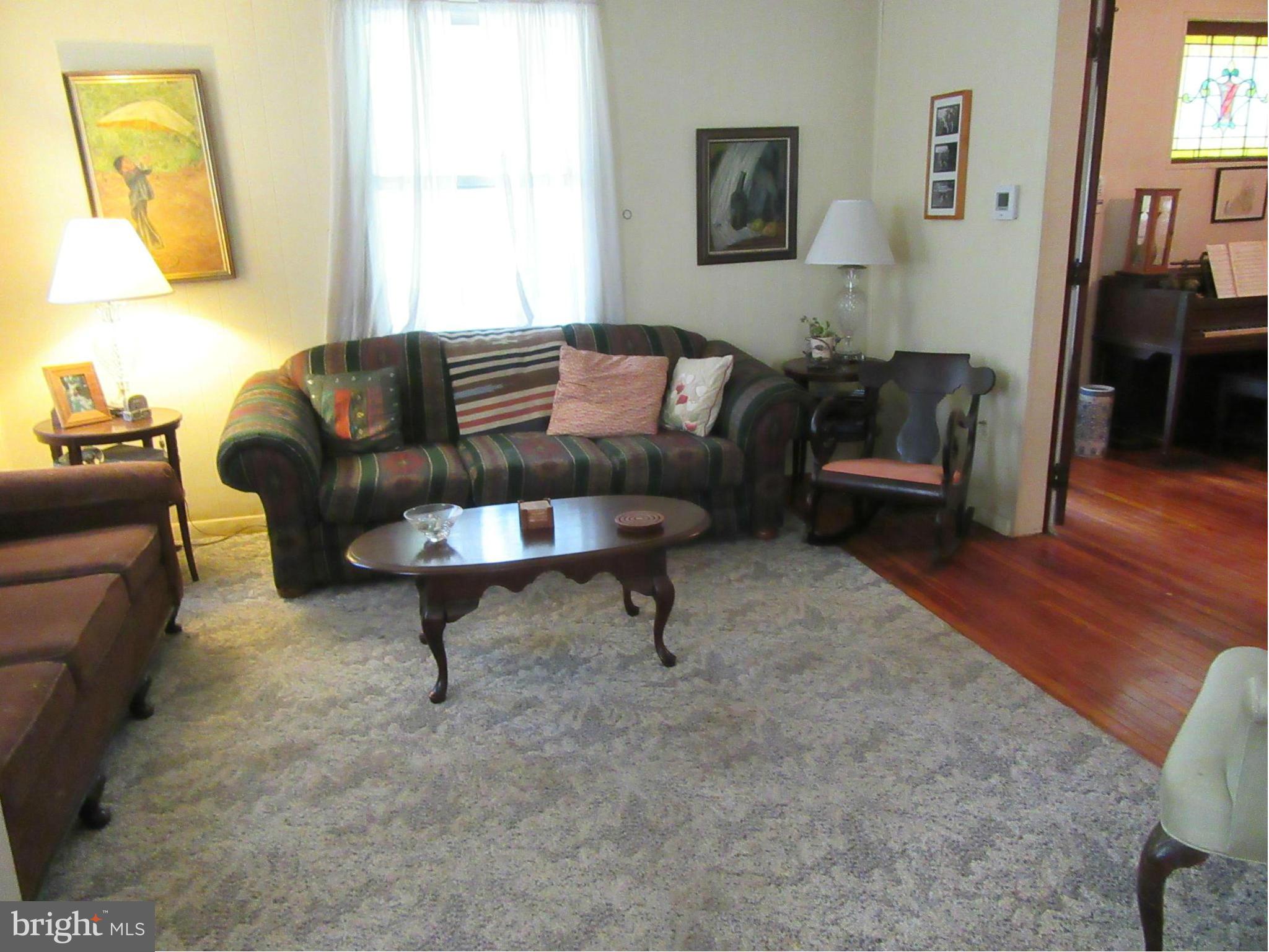 LAURAVILLE HISTORIC DISTRICT - Residential