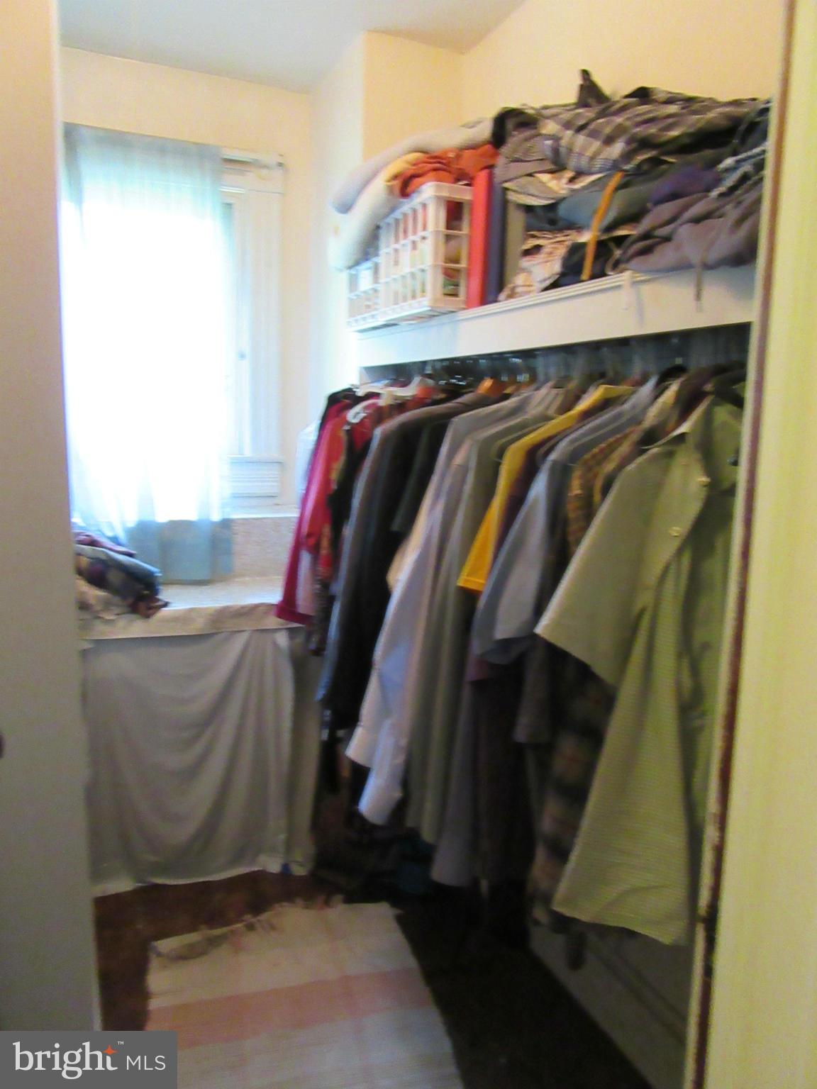 LAURAVILLE HISTORIC DISTRICT - Residential