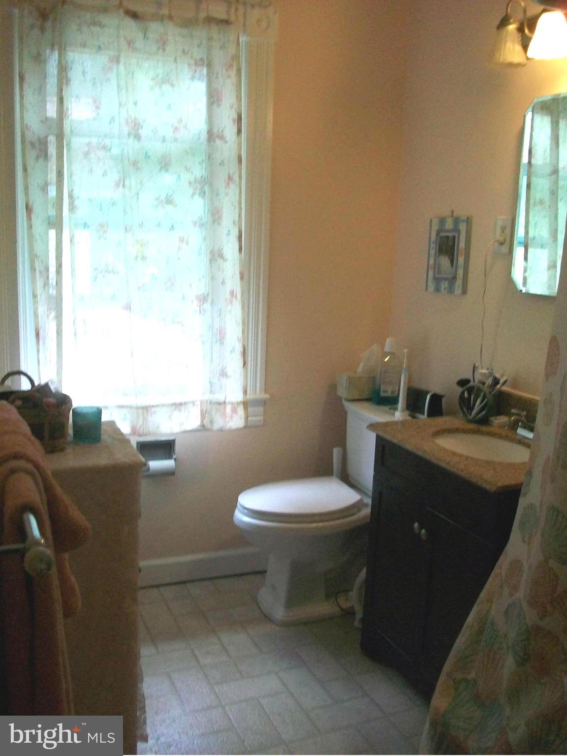 LAURAVILLE HISTORIC DISTRICT - Residential