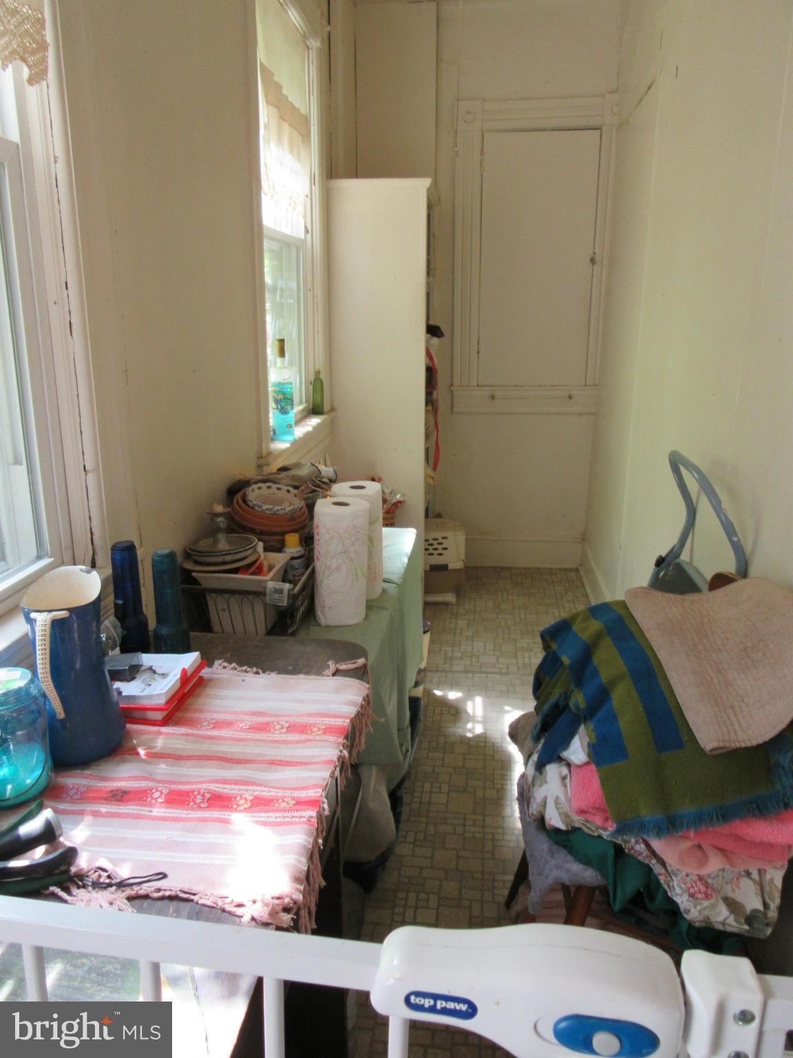 LAURAVILLE HISTORIC DISTRICT - Residential