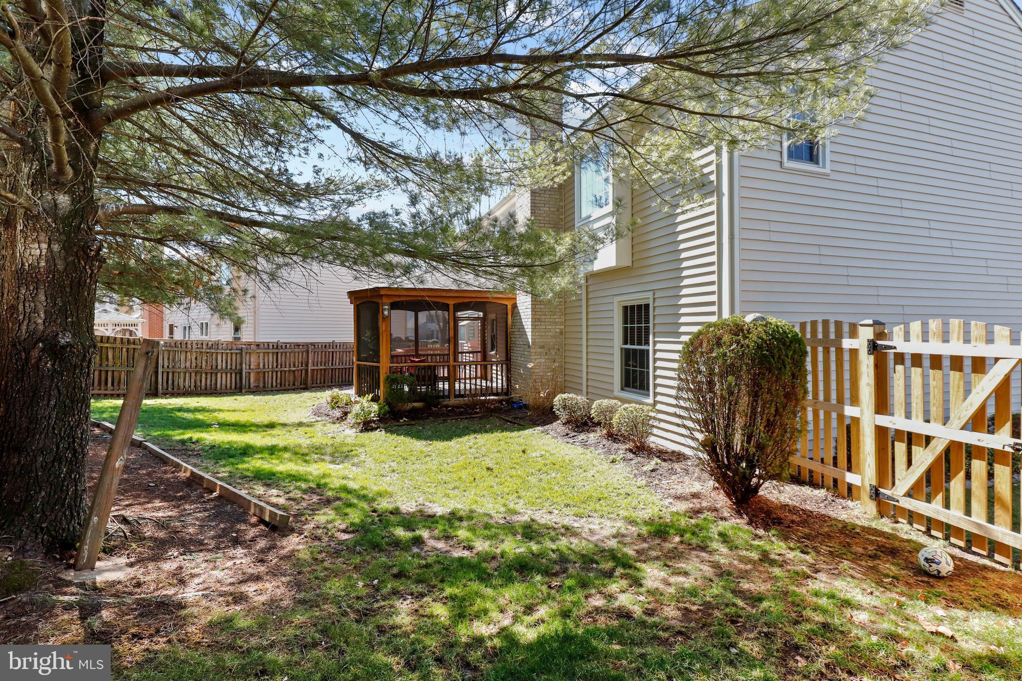 BRADLEY ACRES - Residential