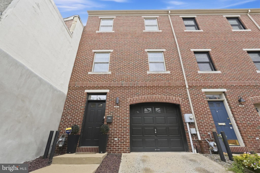 Photo of 921 N Hancock Street, PHILADELPHIA, PA 19123 (MLS # PAPH2673040)