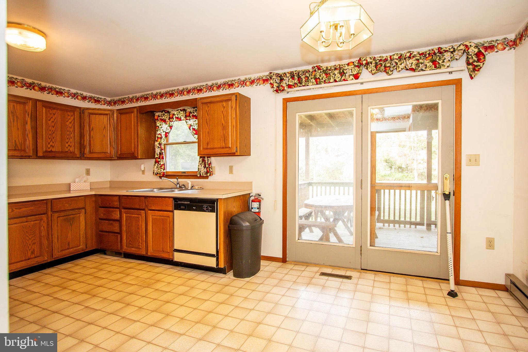 INWOOD EAST - Residential