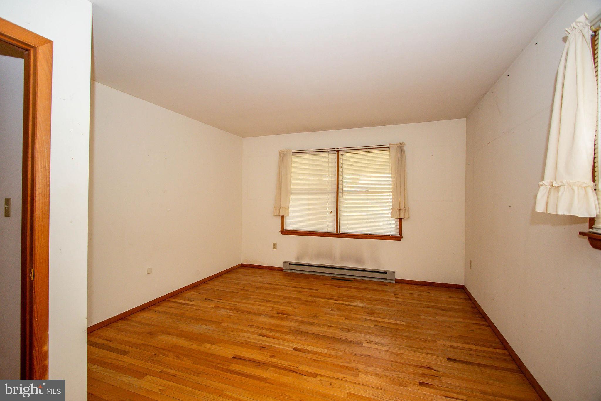 INWOOD EAST - Residential