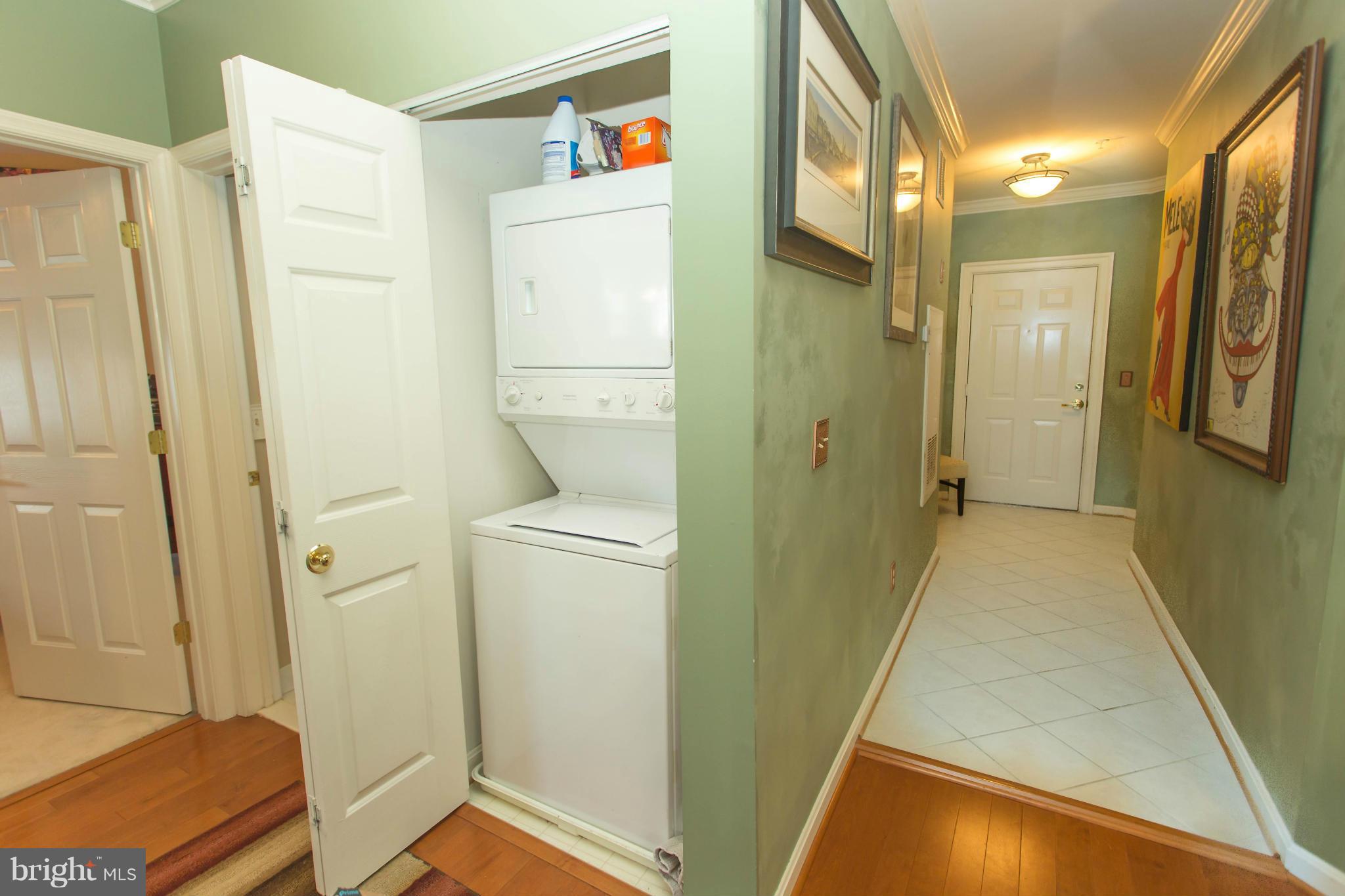 CAMERON STATION - Residential