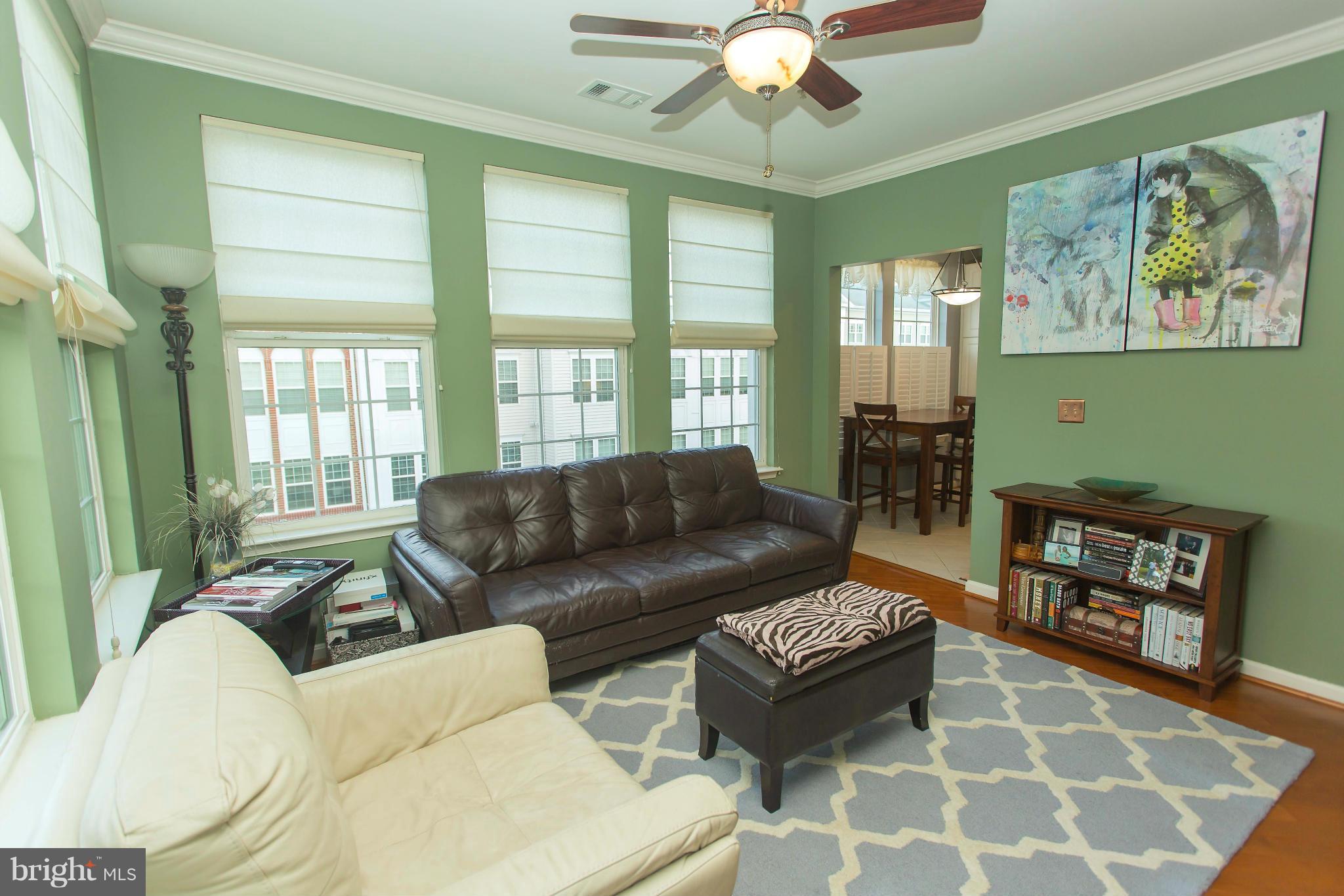 CAMERON STATION - Residential