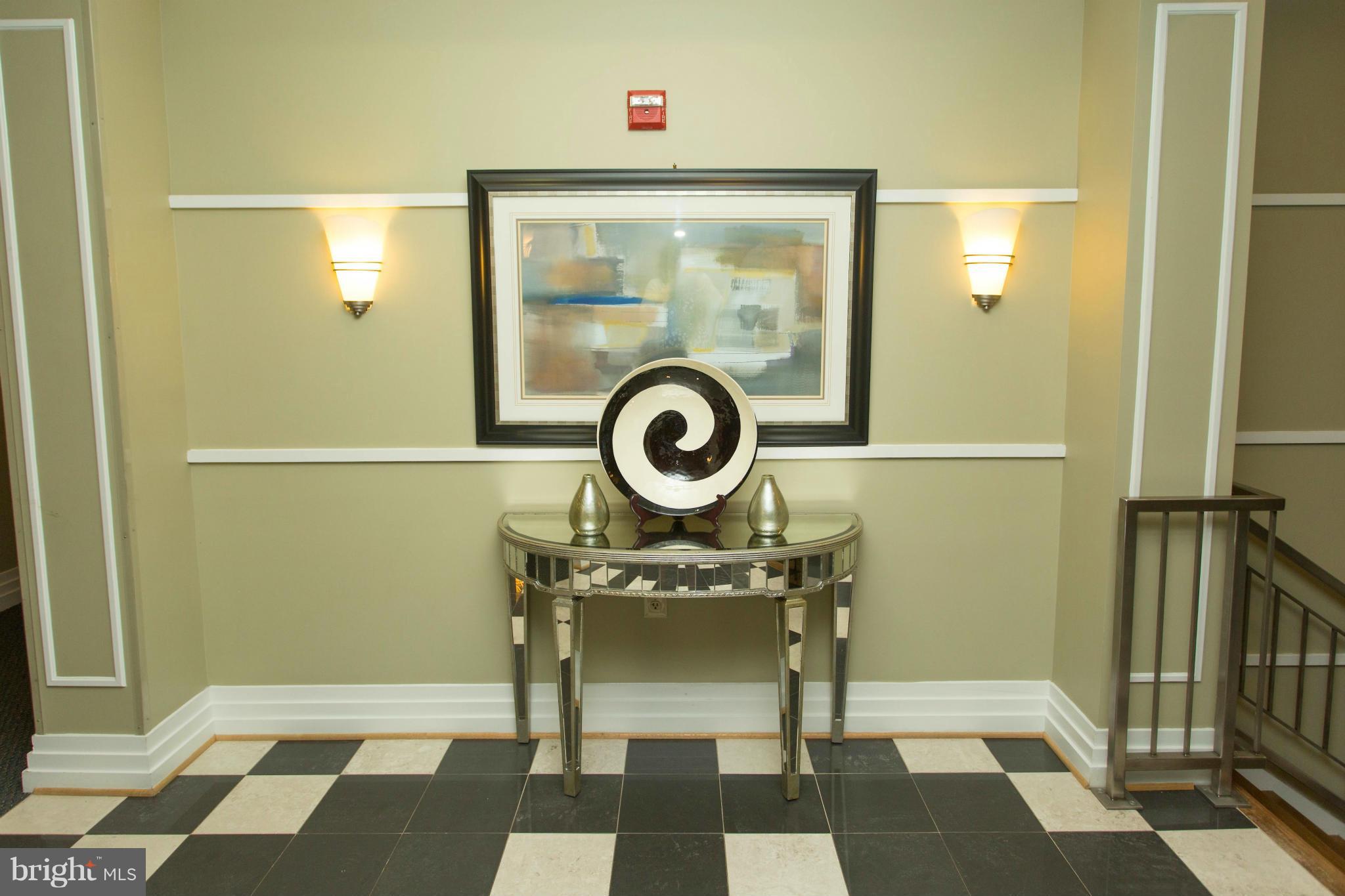 CAMERON STATION - Residential