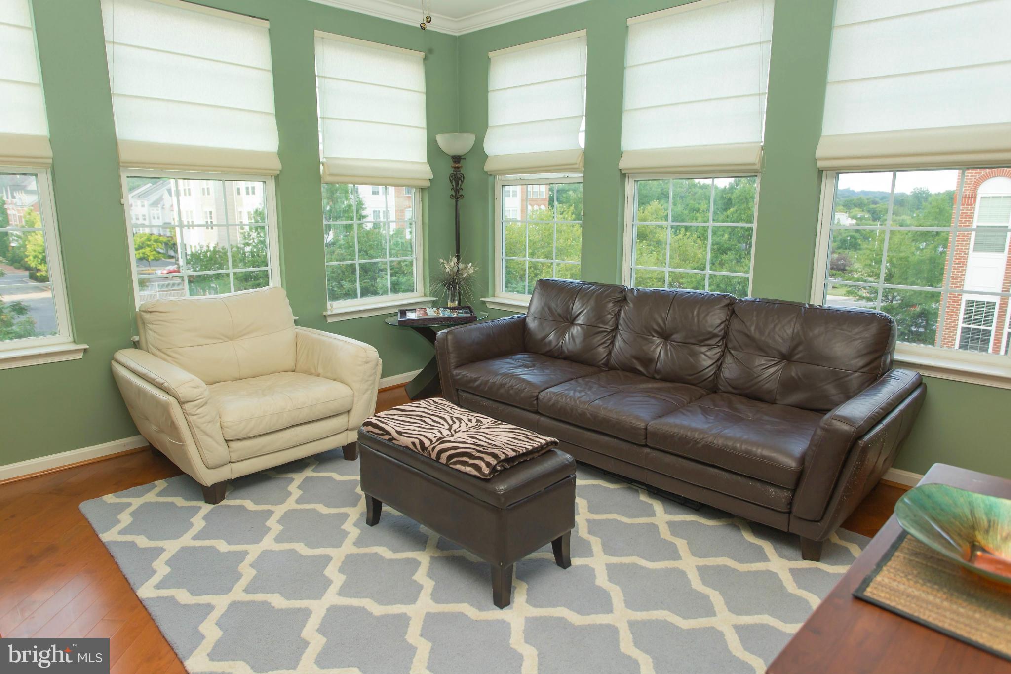 CAMERON STATION - Residential